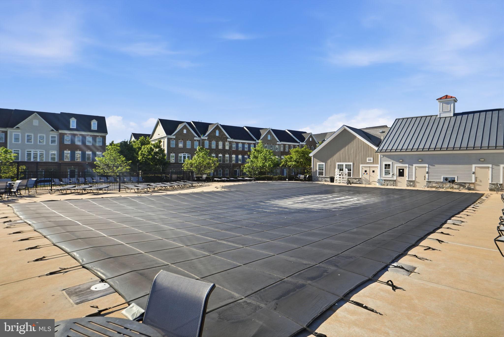 ARCOLA TOWN CENTER CONDO - Residential