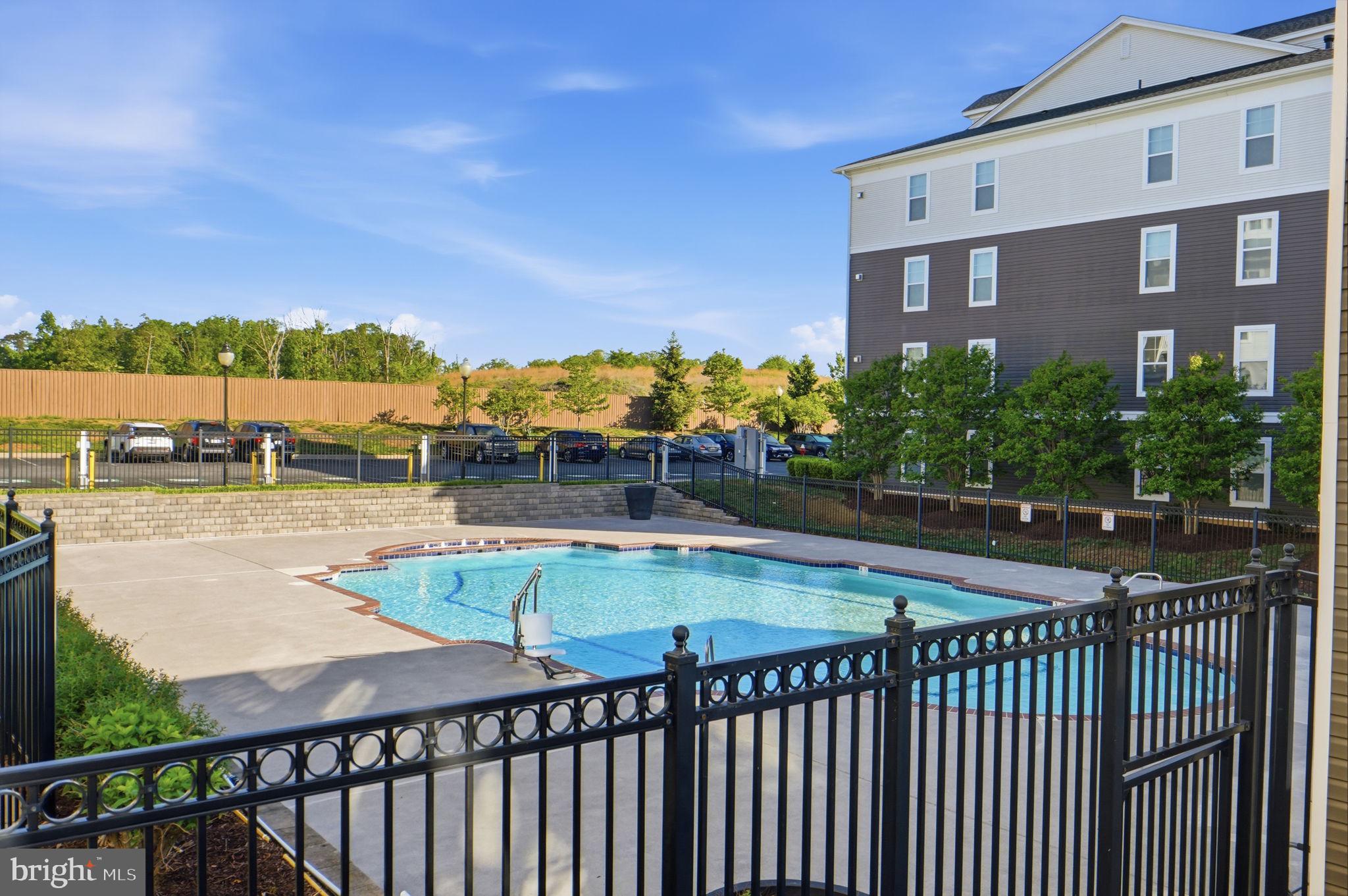 ARCOLA TOWN CENTER CONDO - Residential