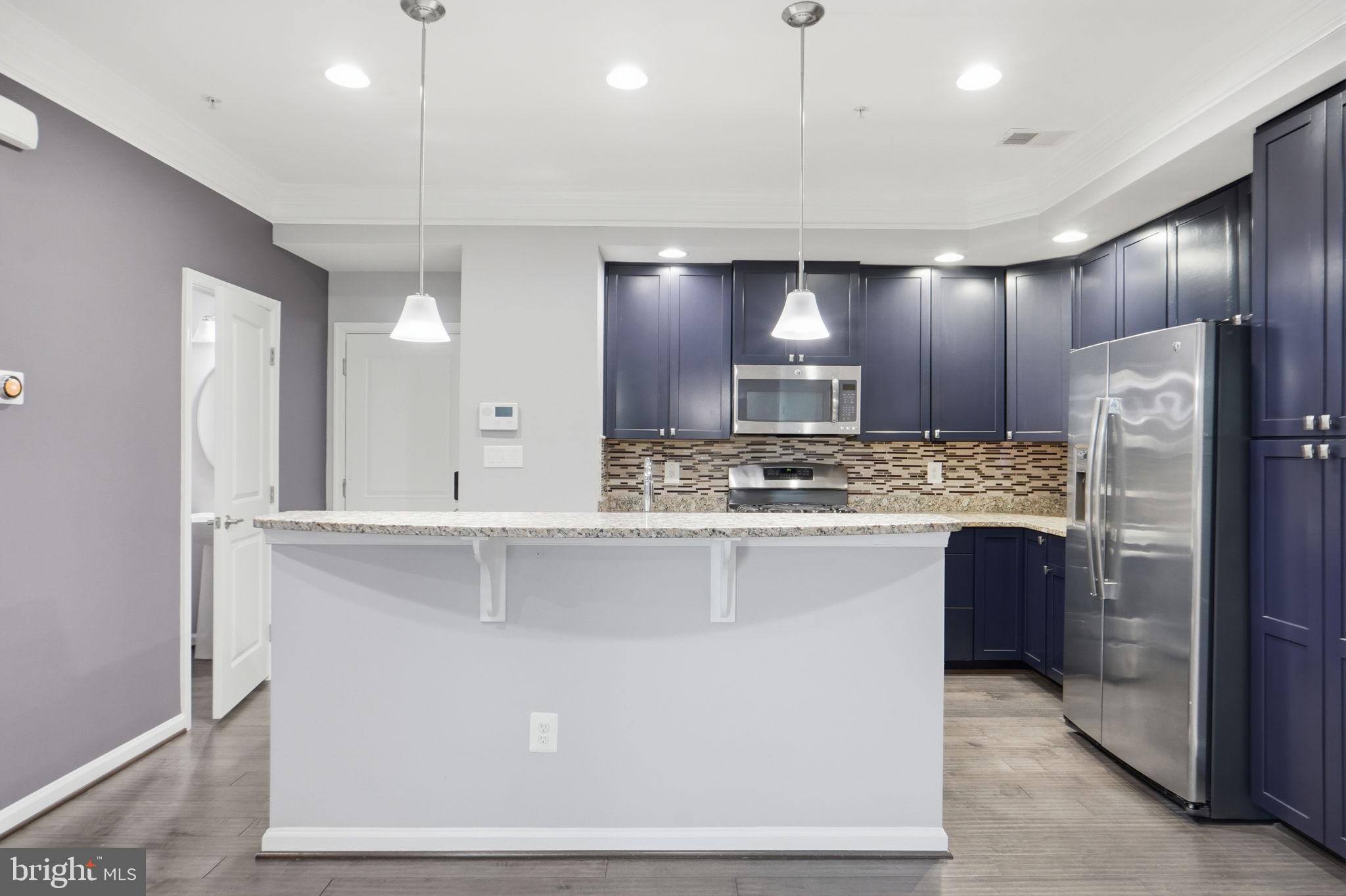 ARCOLA TOWN CENTER CONDO - Residential