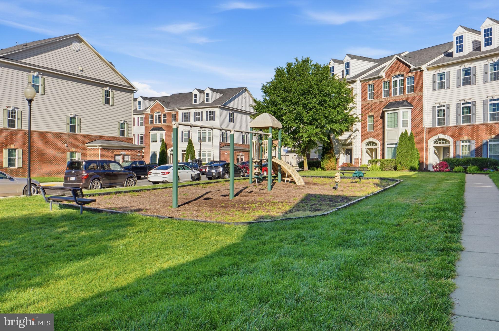 ARCOLA TOWN CENTER CONDO - Residential