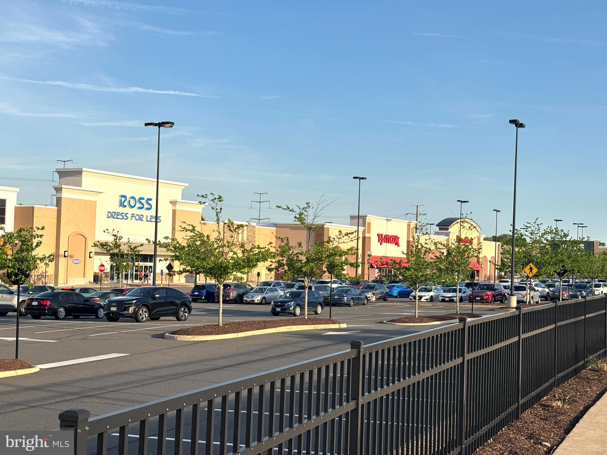 ARCOLA TOWN CENTER CONDO - Residential