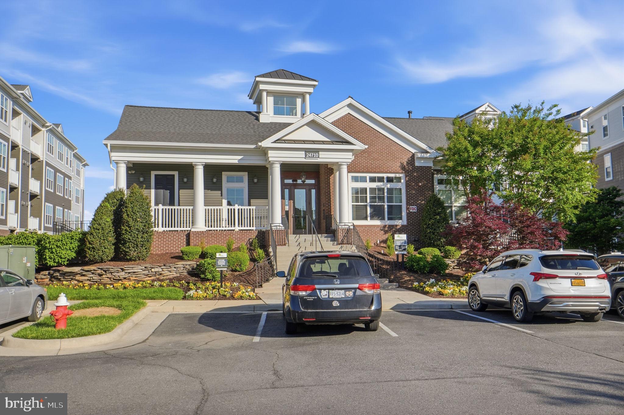 ARCOLA TOWN CENTER CONDO - Residential