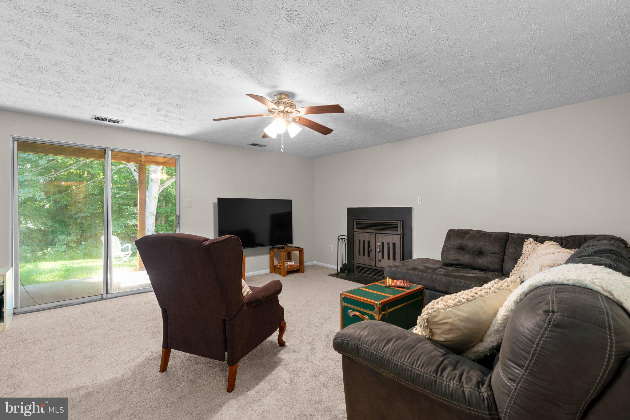 ASBURY WOODS - Residential