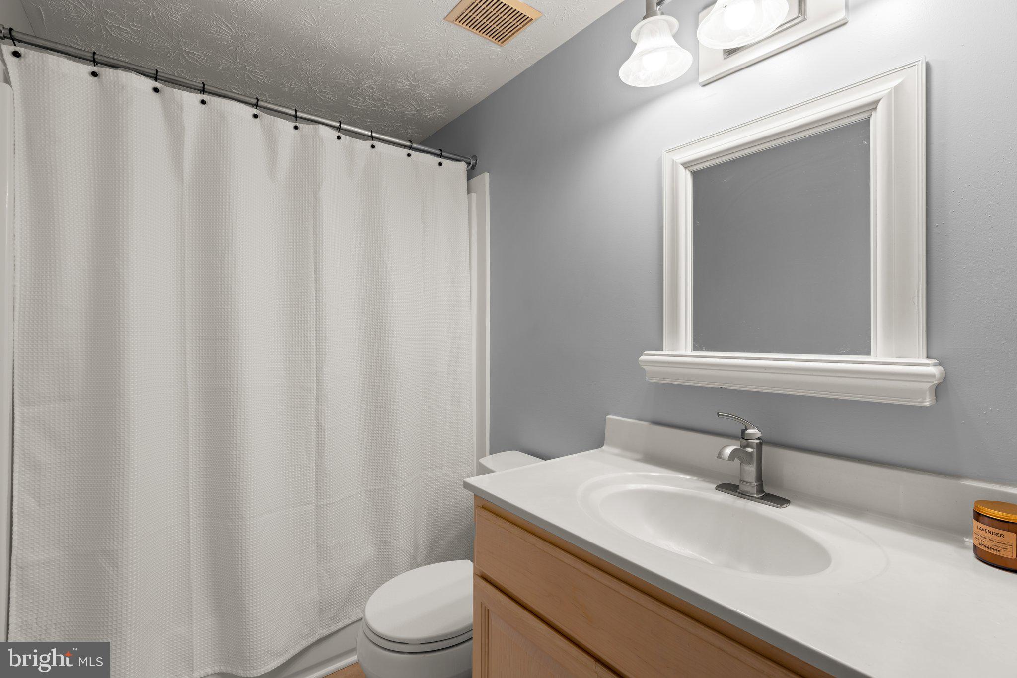 ASBURY WOODS - Residential