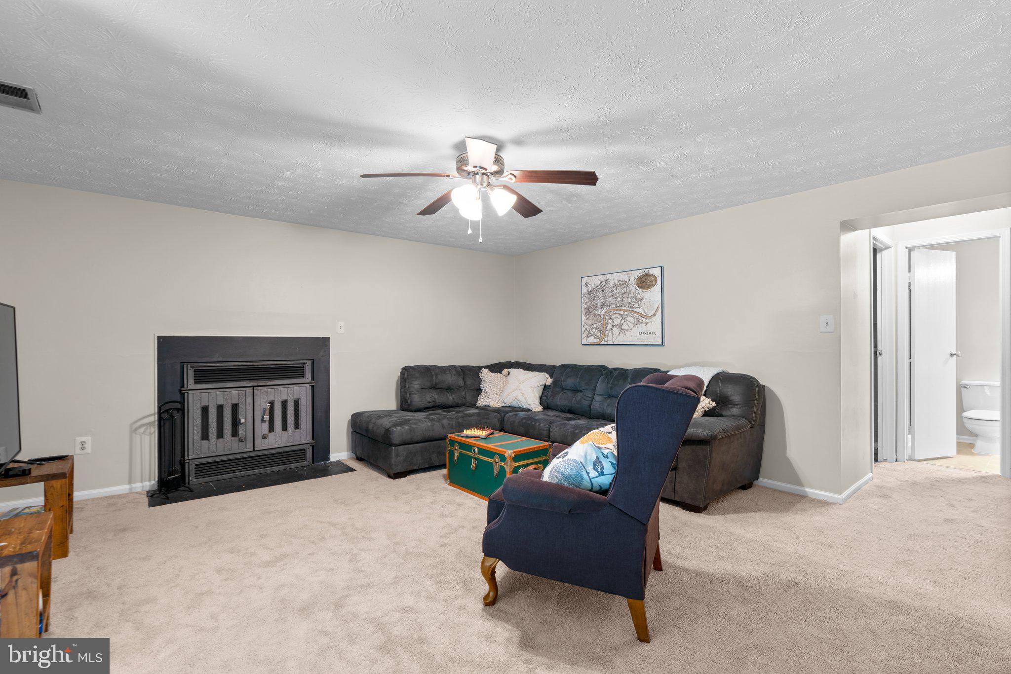 ASBURY WOODS - Residential