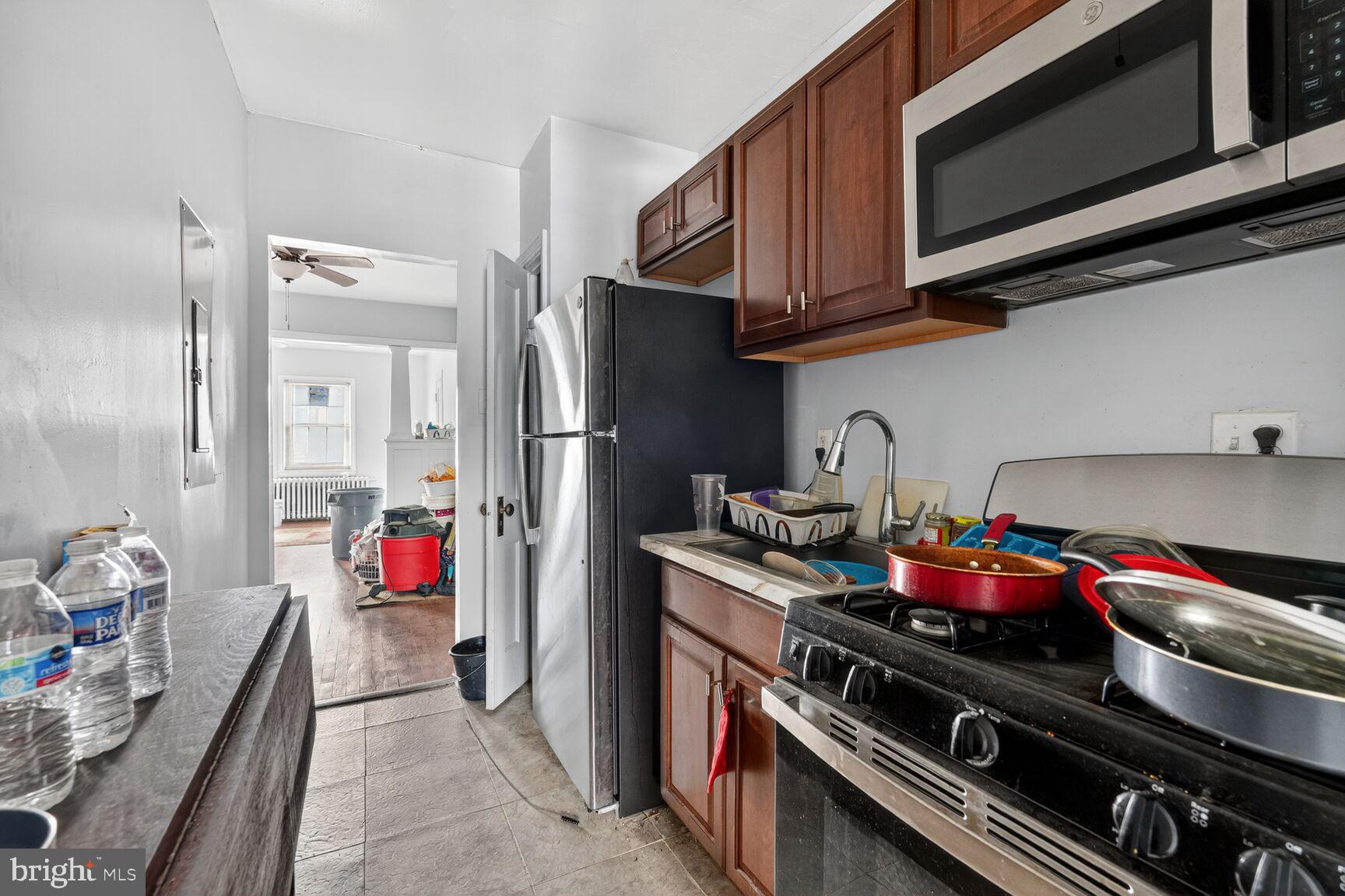 171 35TH STREET NE