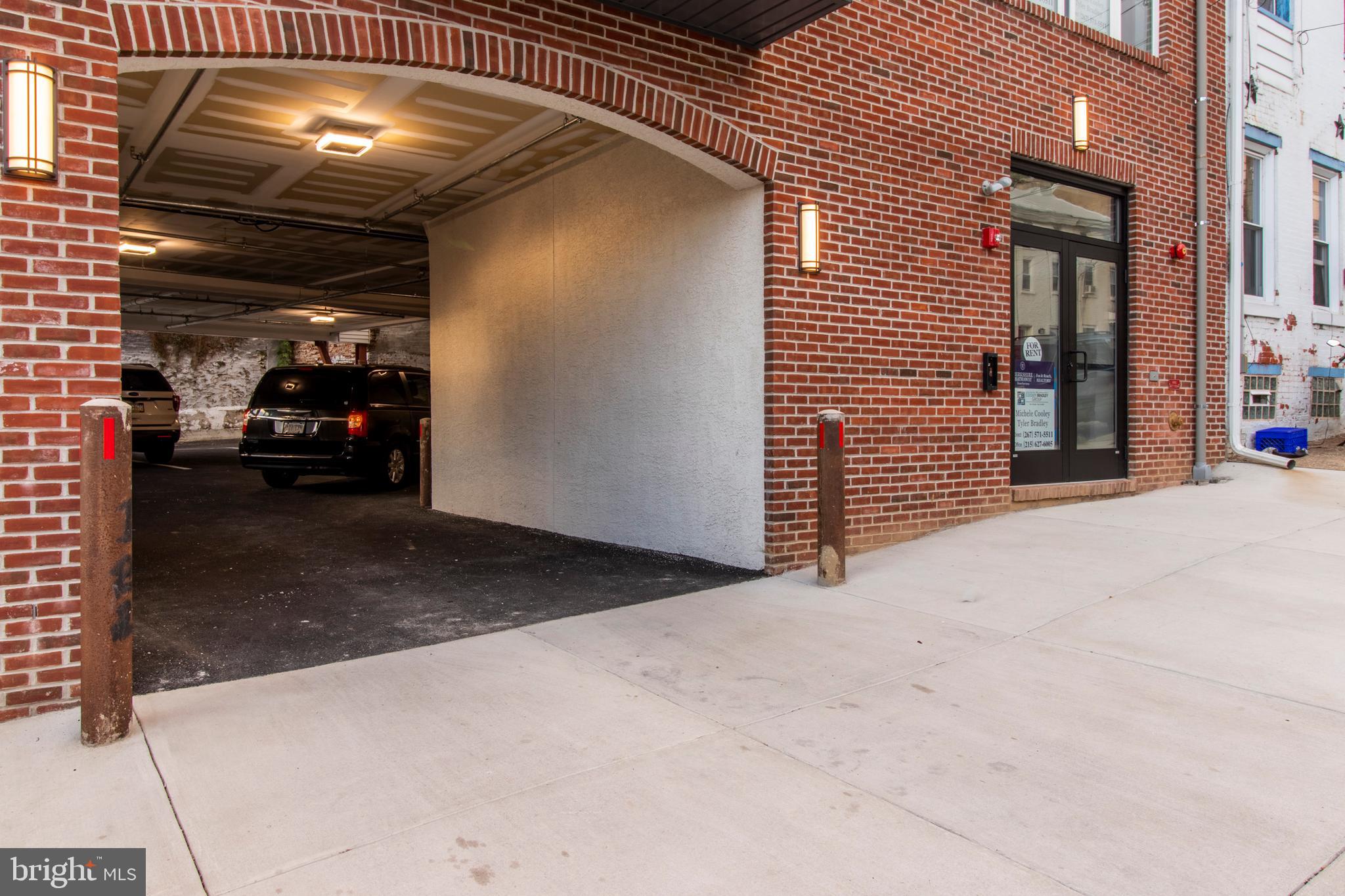 MANAYUNK - Residential Lease