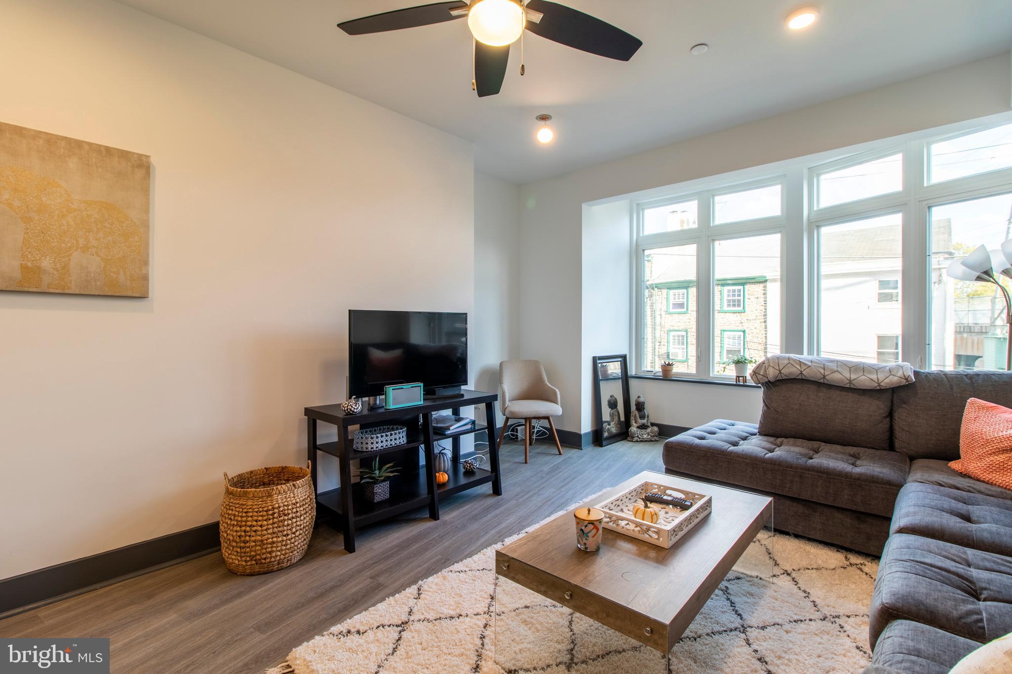 MANAYUNK - Residential Lease