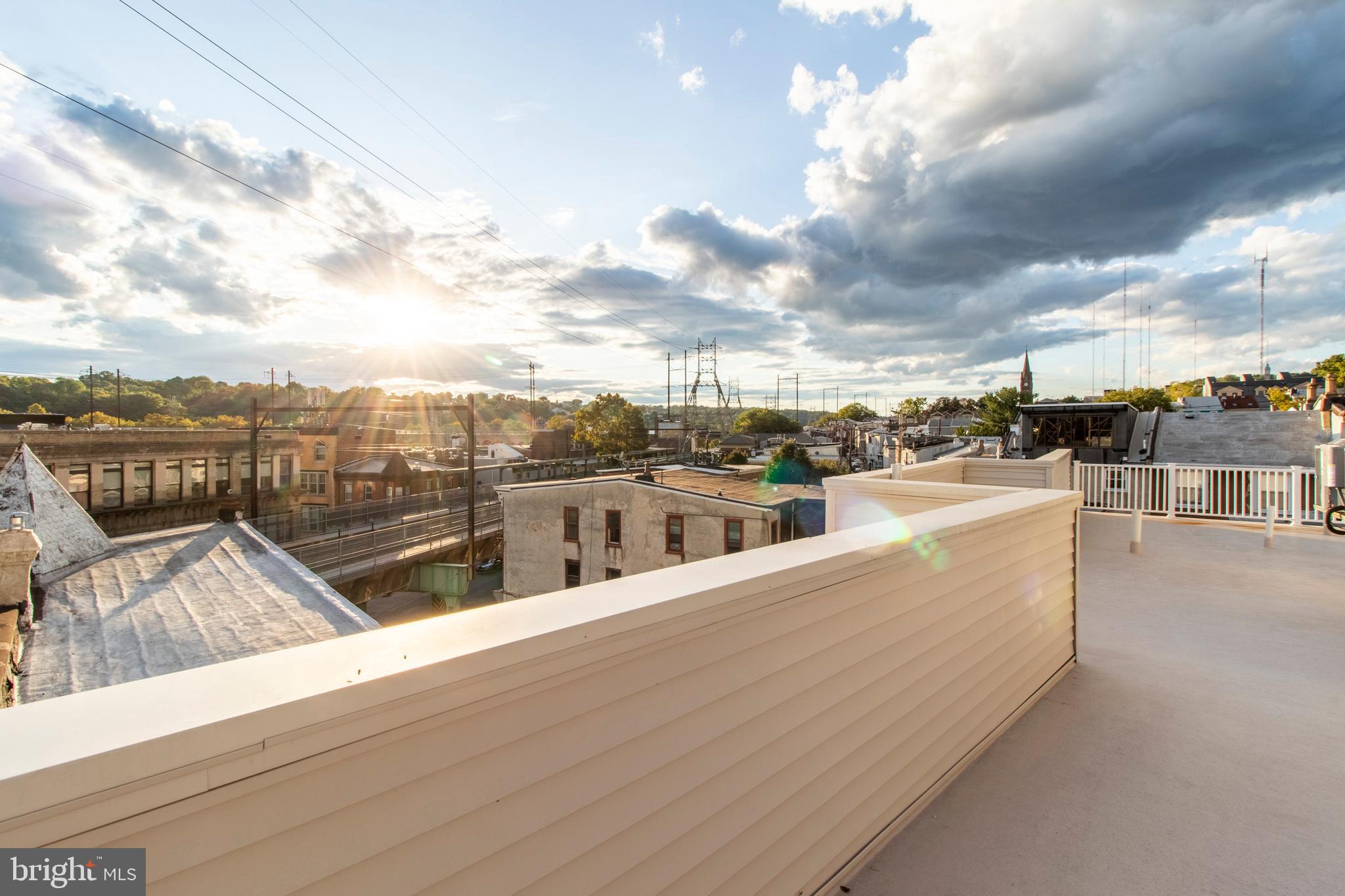 MANAYUNK - Residential Lease