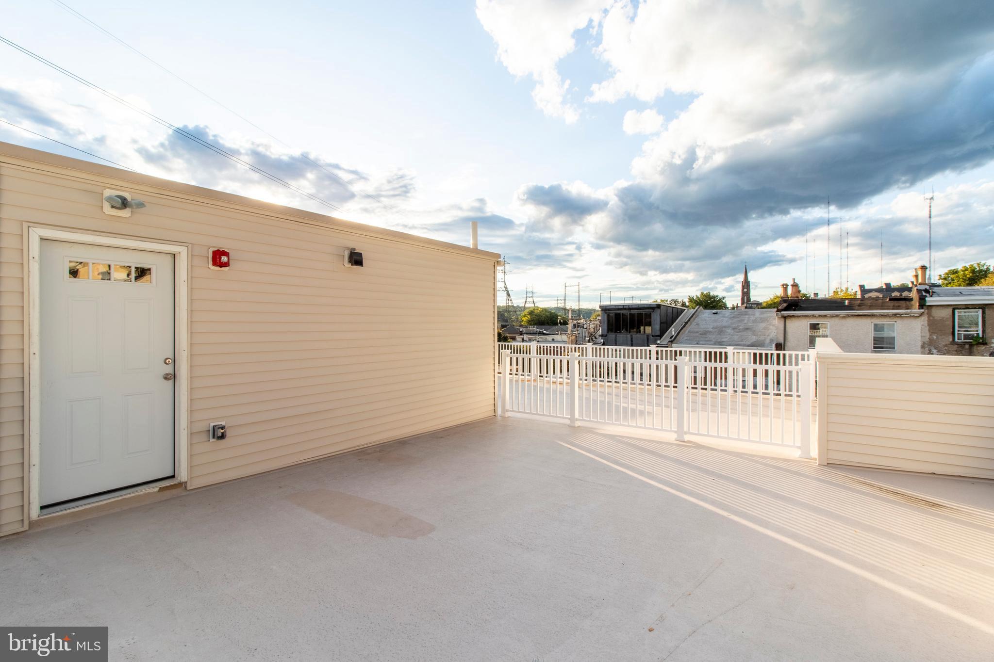 MANAYUNK - Residential Lease