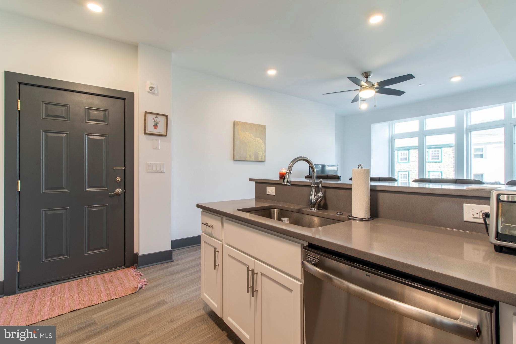 MANAYUNK - Residential Lease