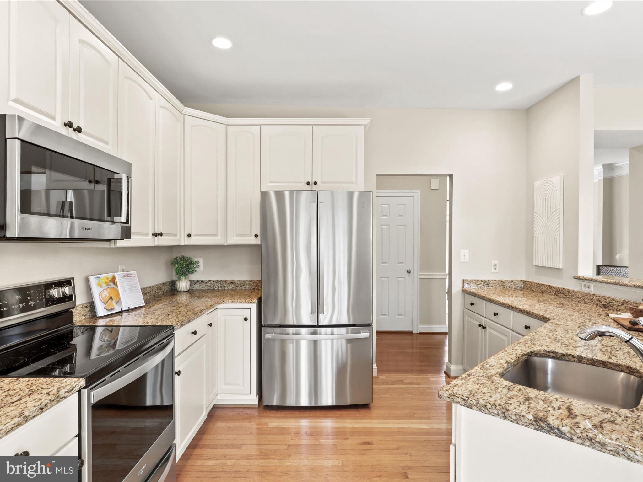 BALDWIN GROVE - Residential