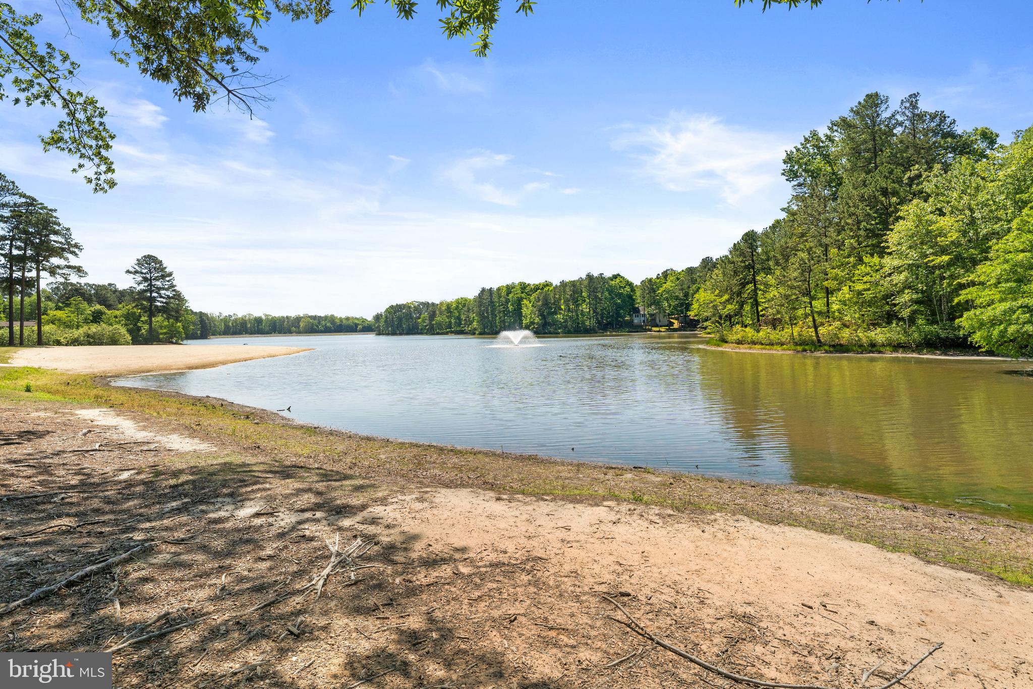 LAKE LAND OR - Residential
