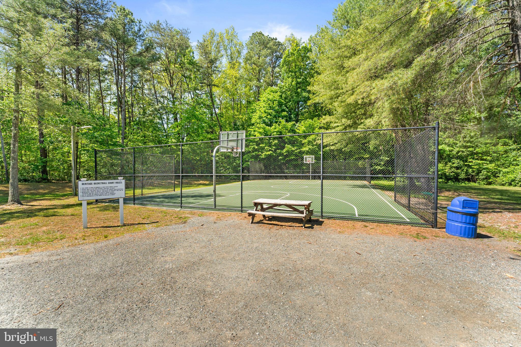 LAKE LAND OR - Residential