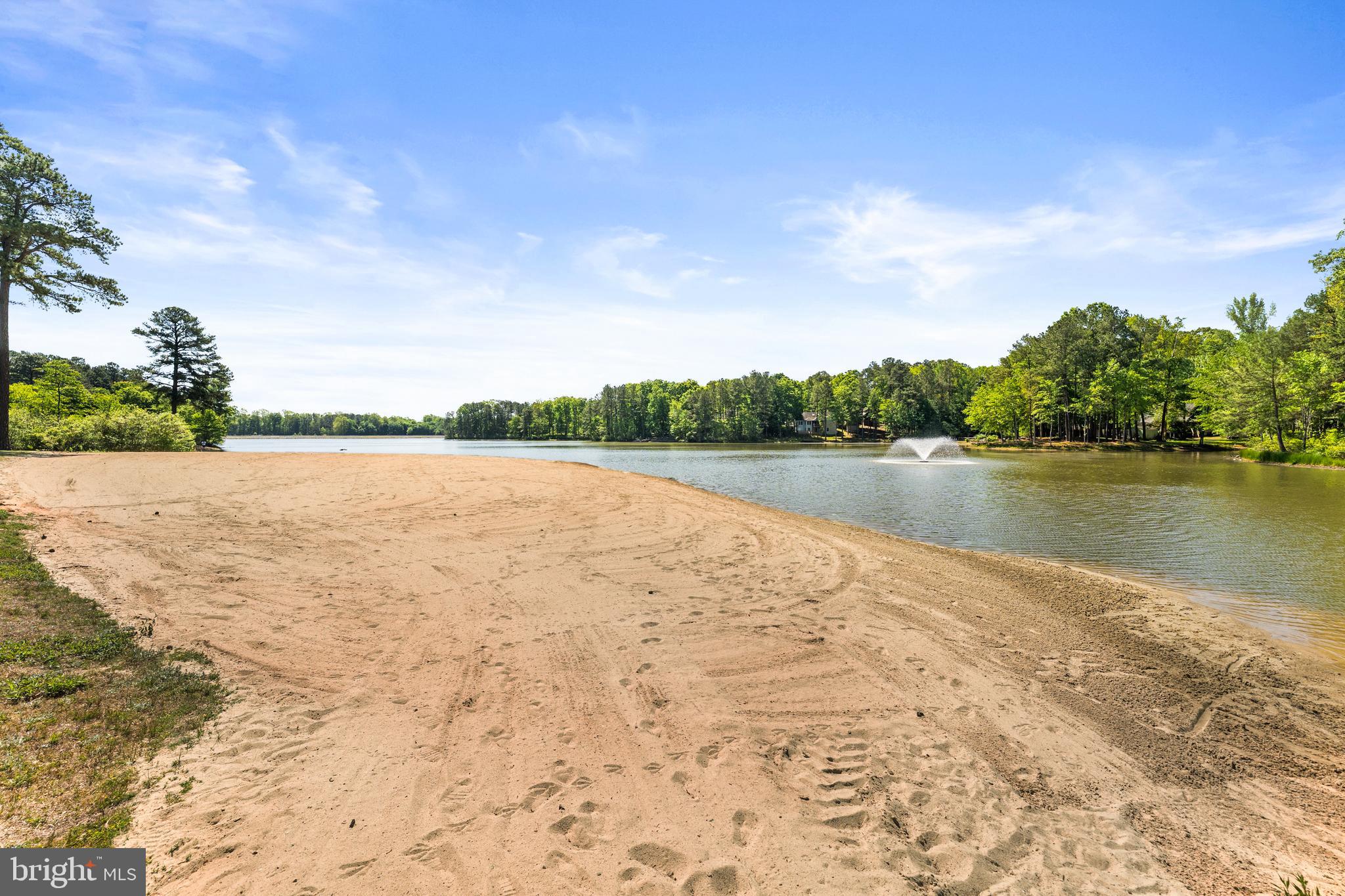 LAKE LAND OR - Residential