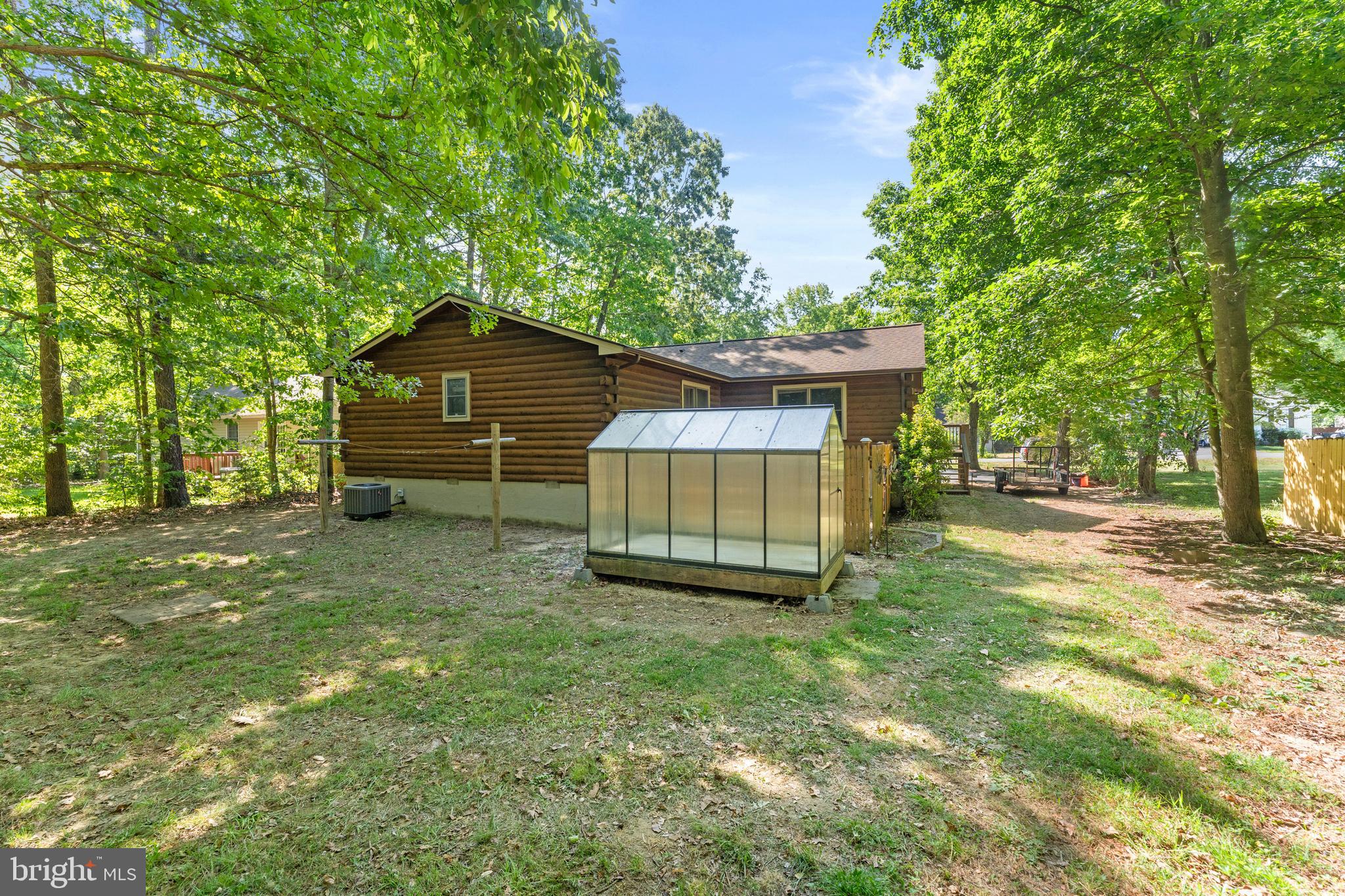 LAKE LAND OR - Residential