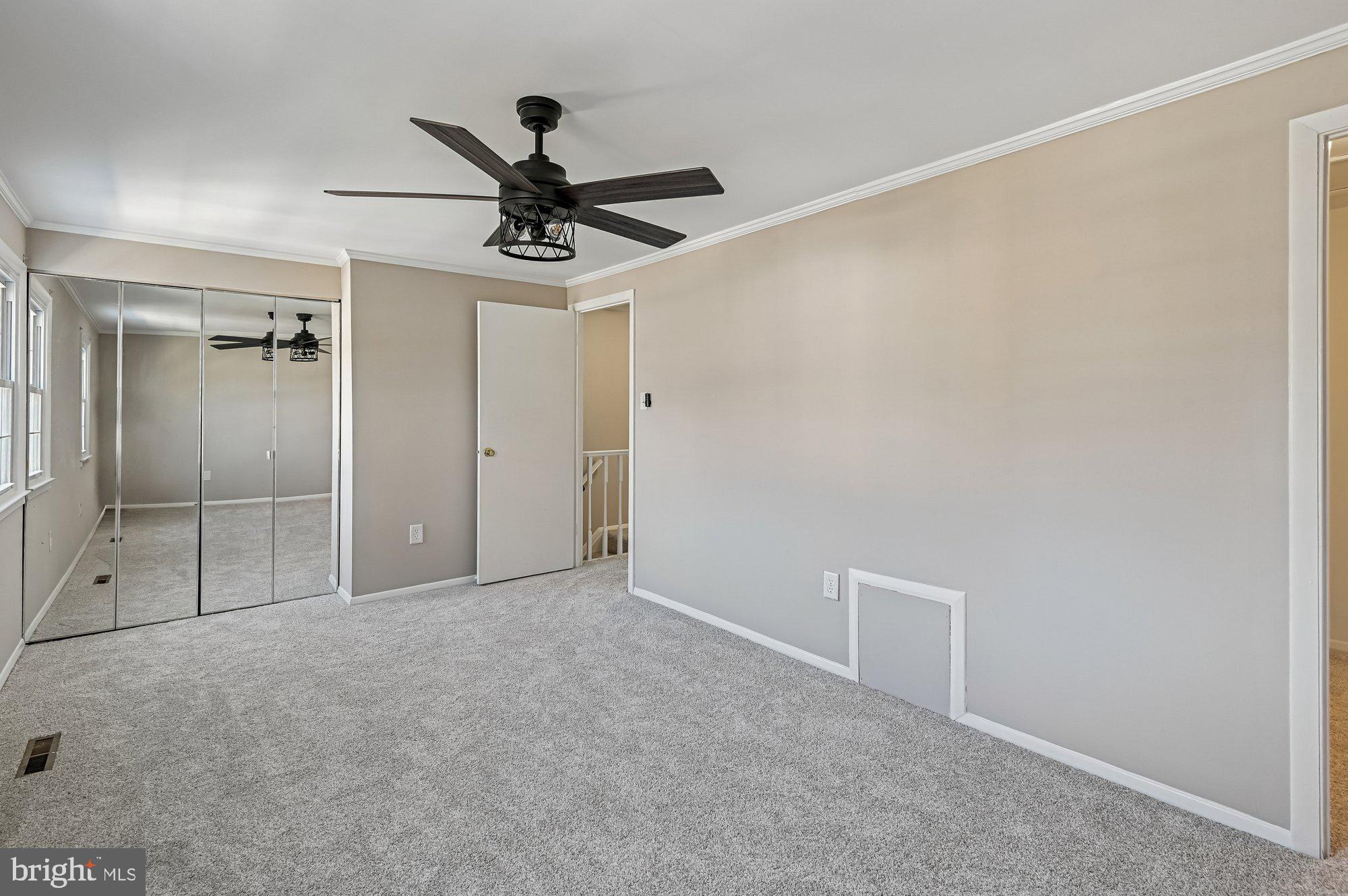 CROFTON SQUARE - Residential