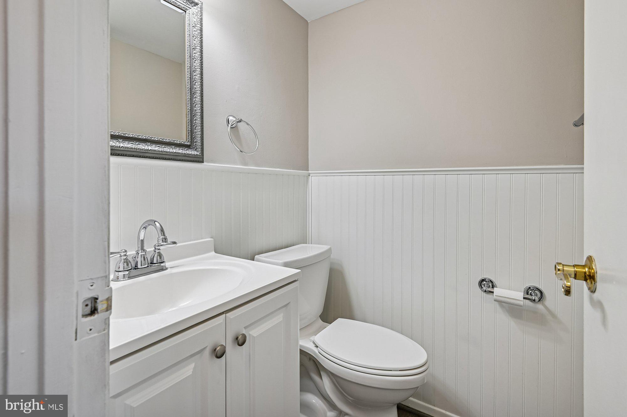 CROFTON SQUARE - Residential