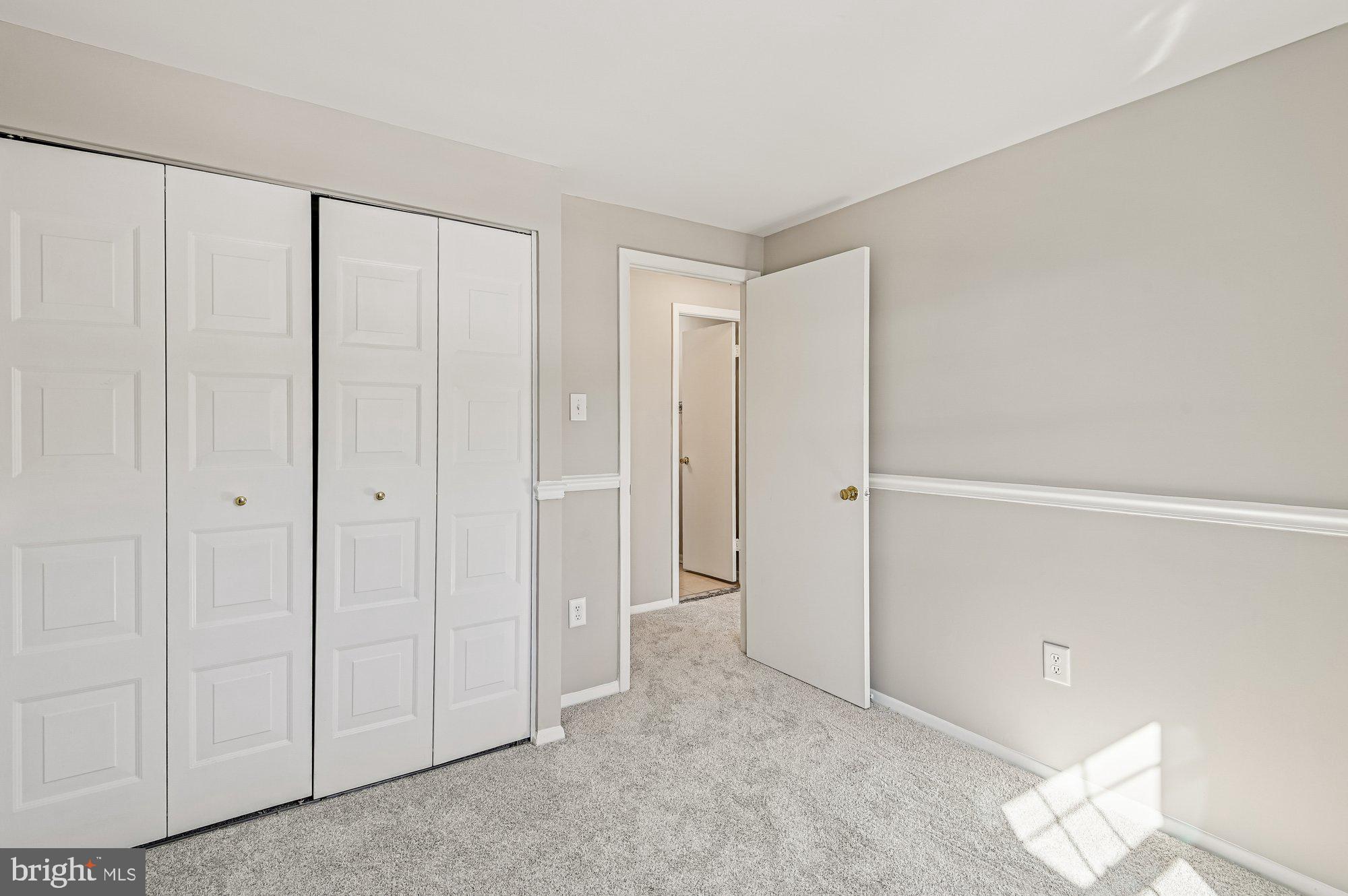 CROFTON SQUARE - Residential