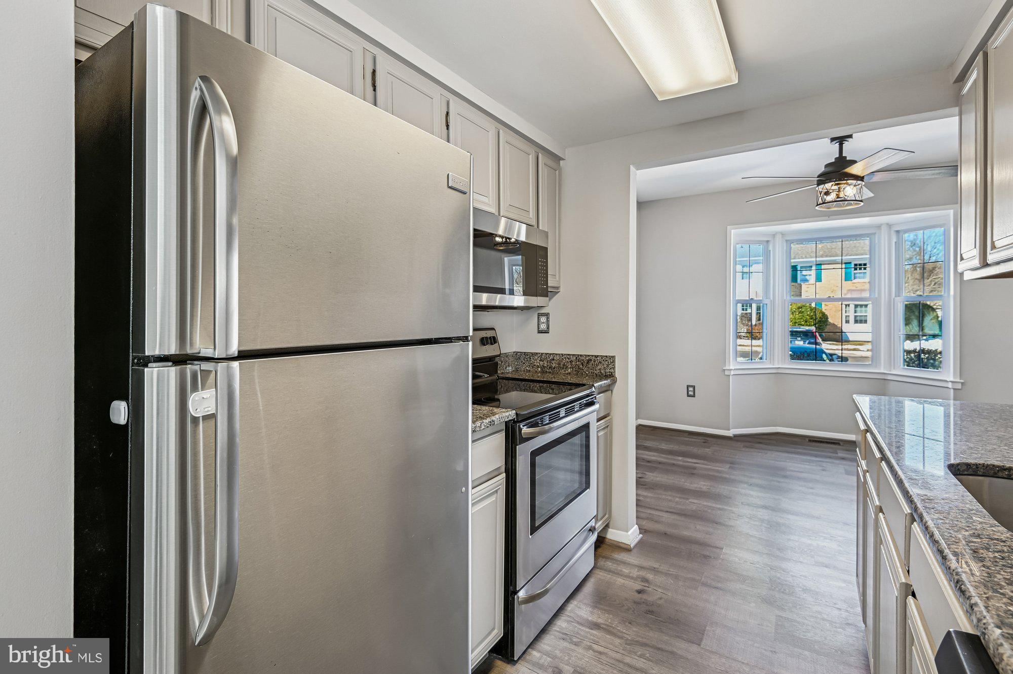 CROFTON SQUARE - Residential