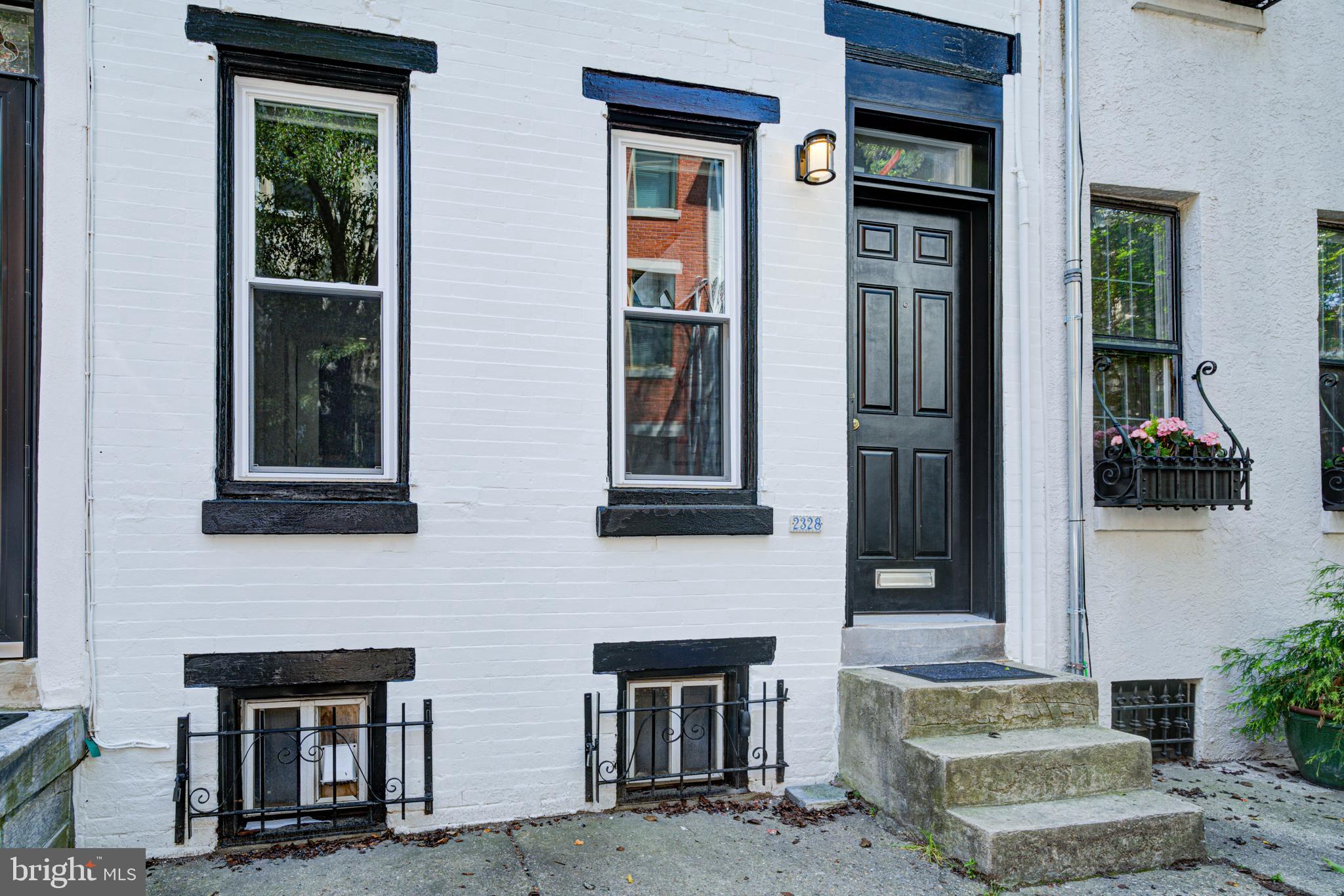 FAIRMOUNT - Residential Lease