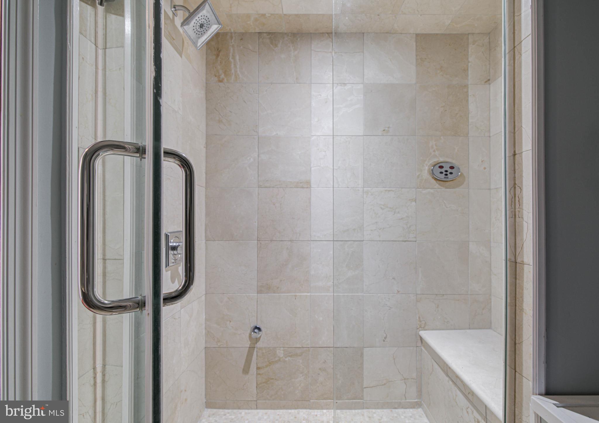 FAIRMOUNT - Residential Lease