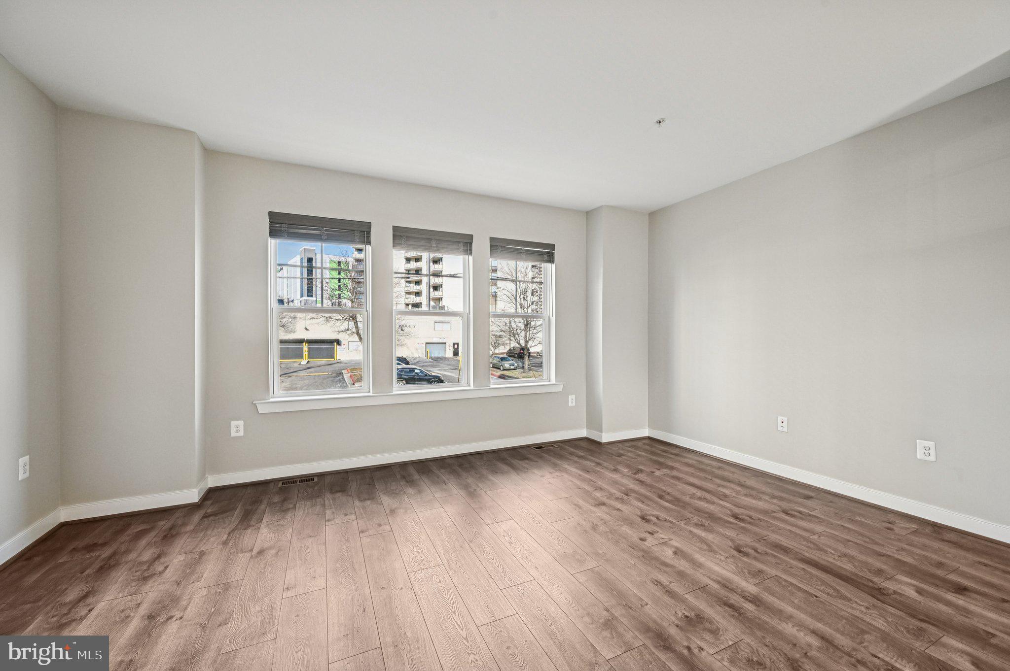 TOWSON MANOR VILLAGE - Residential