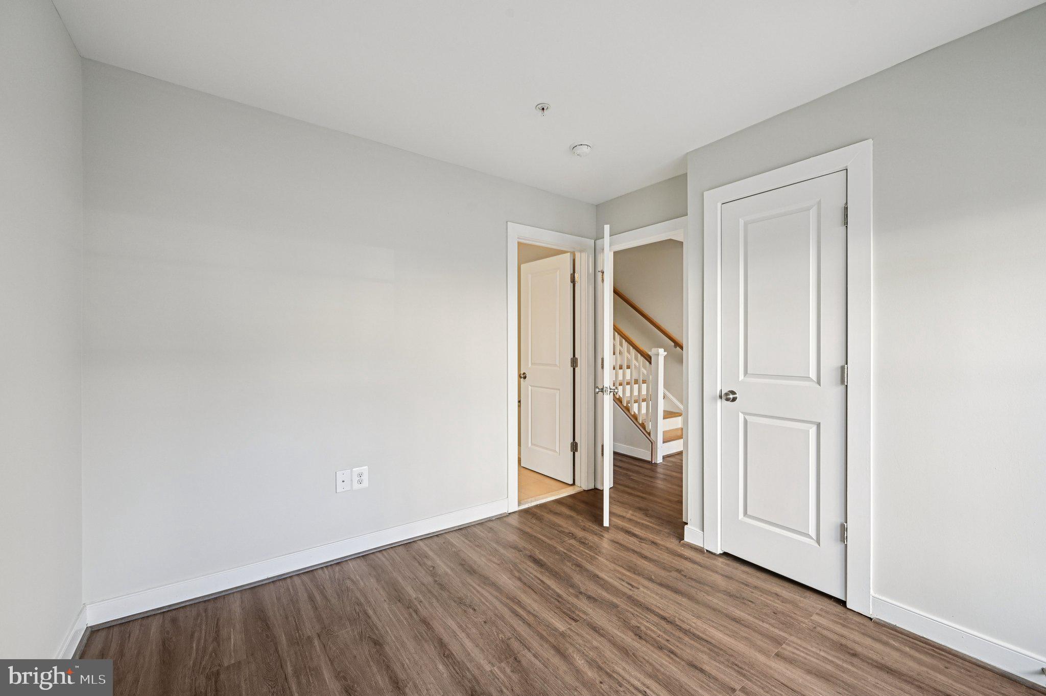 TOWSON MANOR VILLAGE - Residential