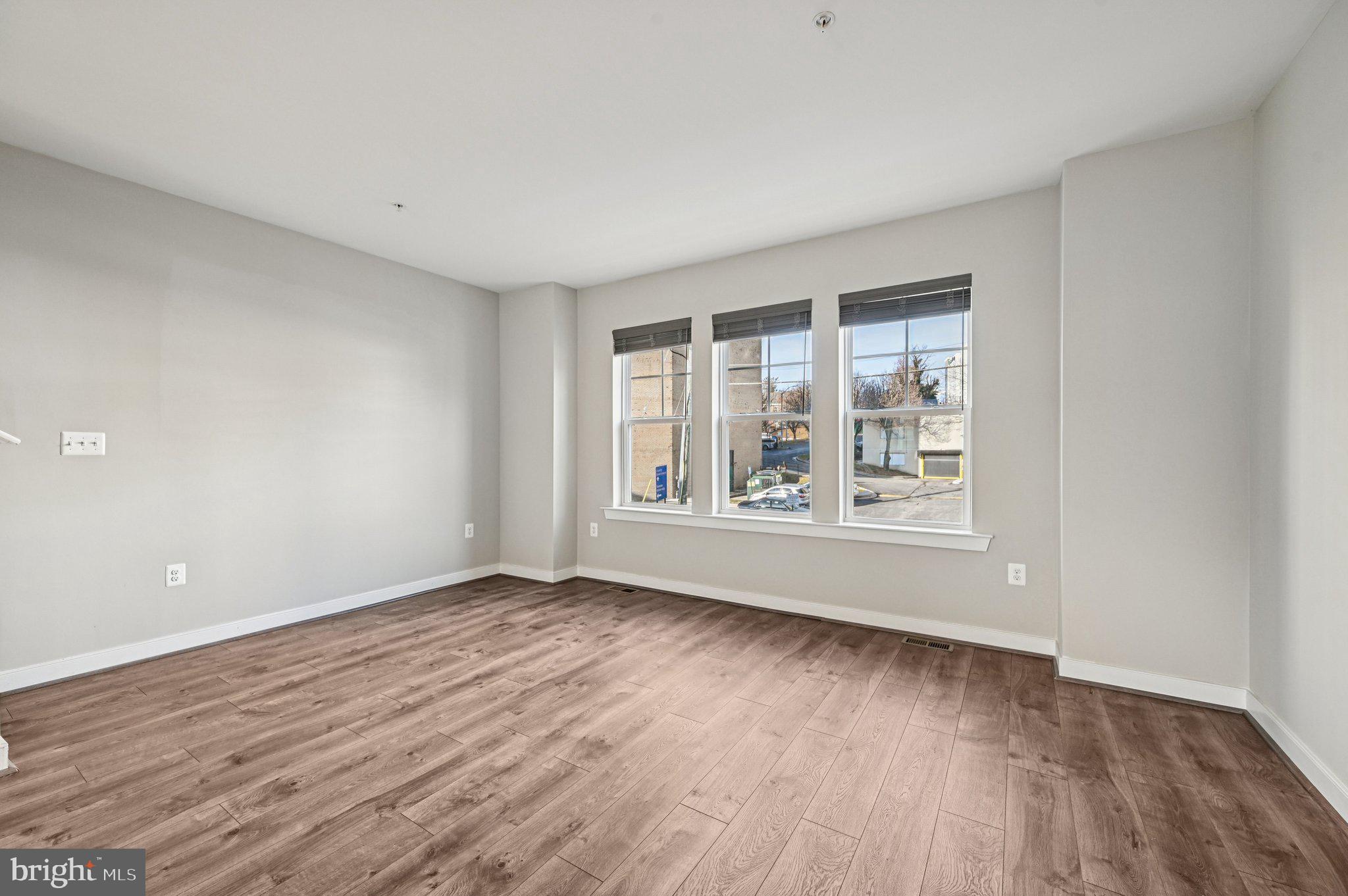 TOWSON MANOR VILLAGE - Residential