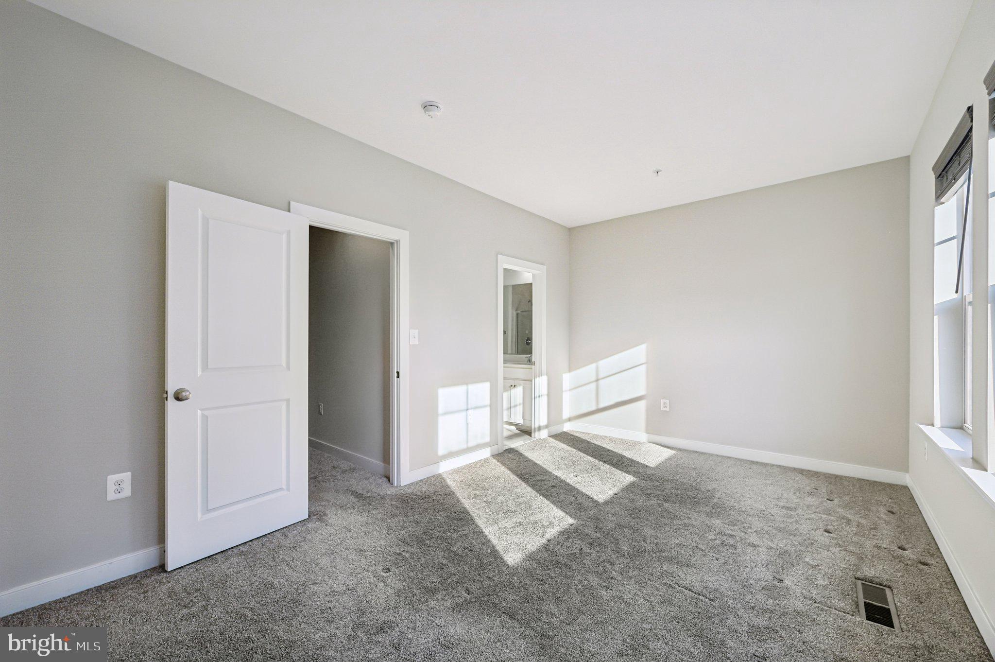 TOWSON MANOR VILLAGE - Residential