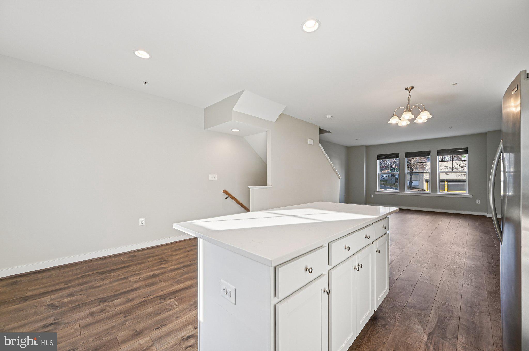 TOWSON MANOR VILLAGE - Residential