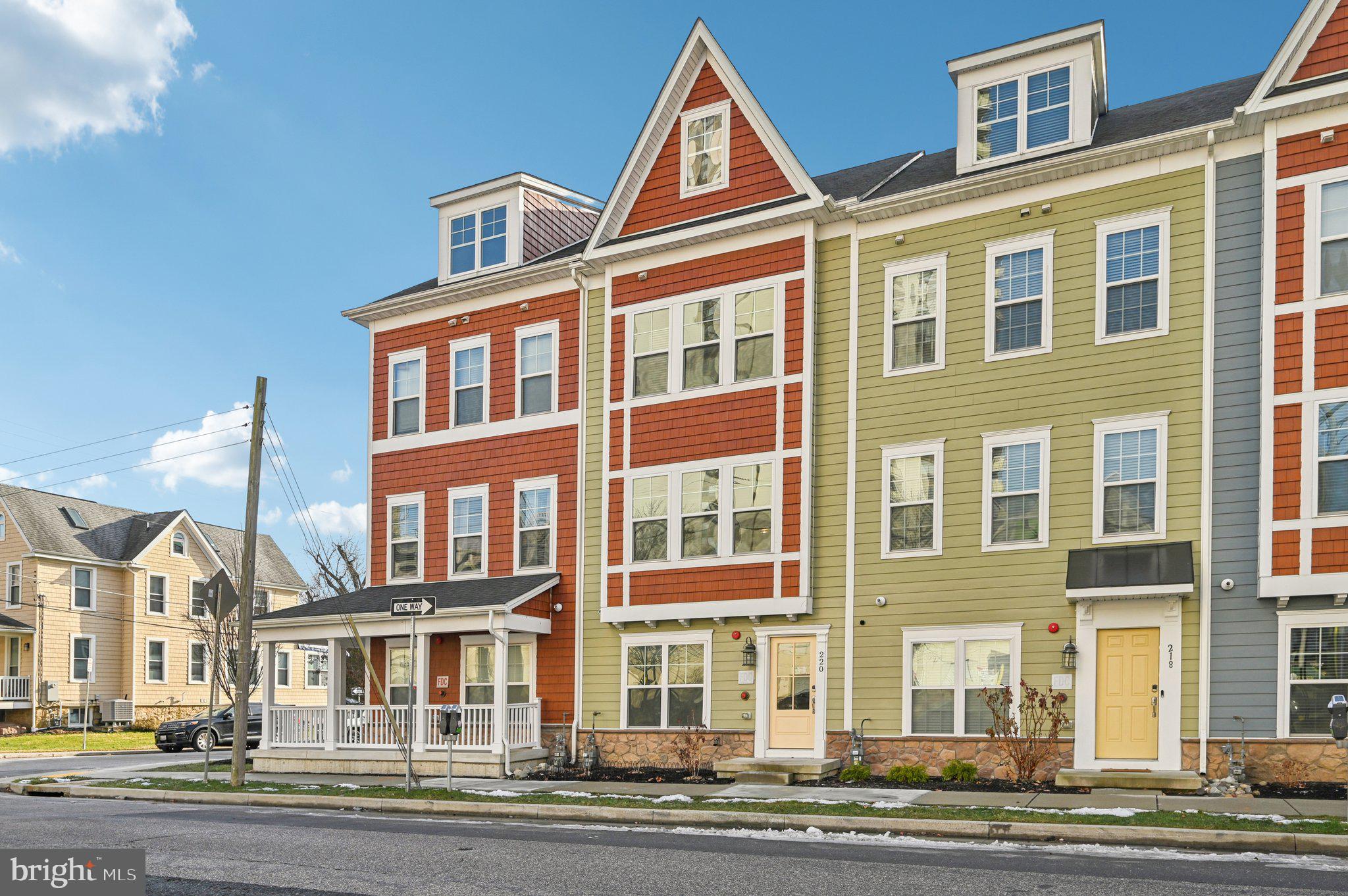 TOWSON MANOR VILLAGE - Residential