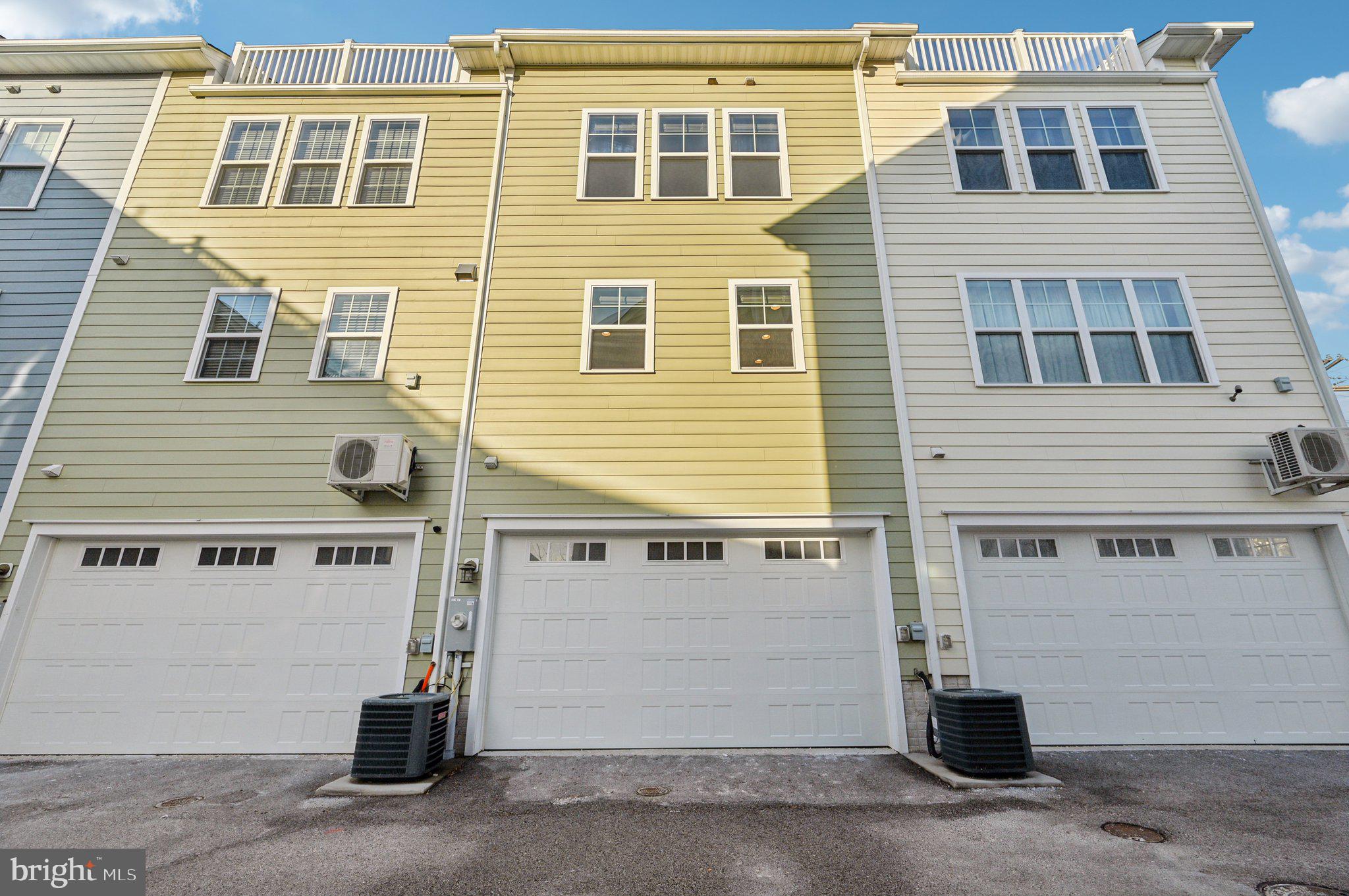 TOWSON MANOR VILLAGE - Residential