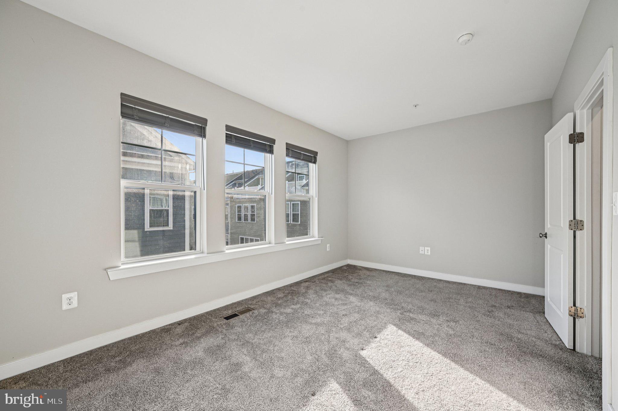 TOWSON MANOR VILLAGE - Residential