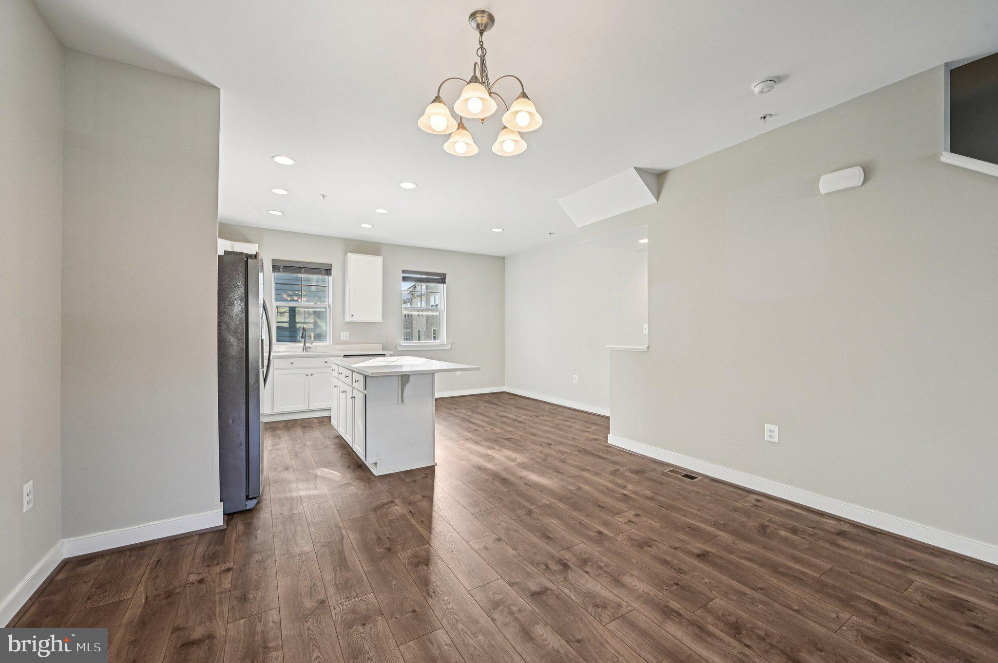 TOWSON MANOR VILLAGE - Residential