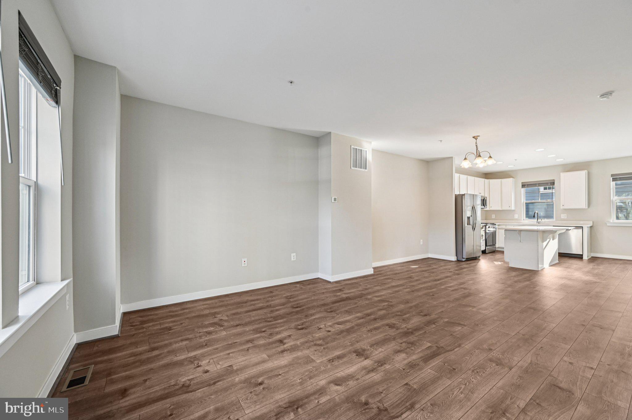 TOWSON MANOR VILLAGE - Residential