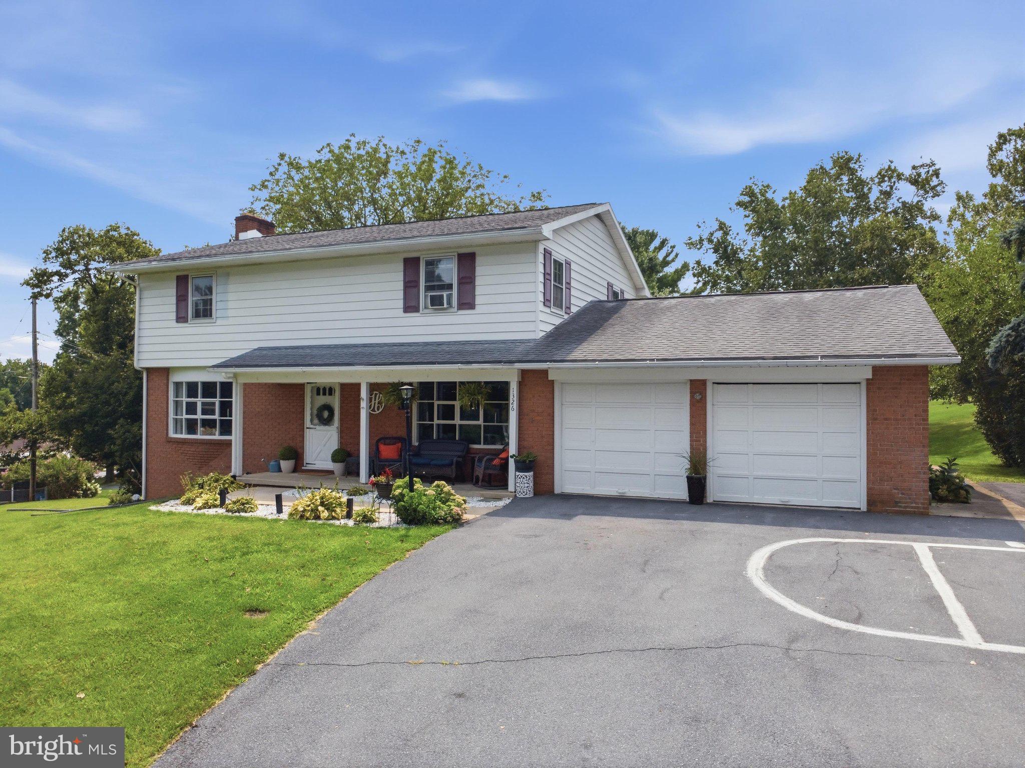 1326 HILLENDALE ROAD