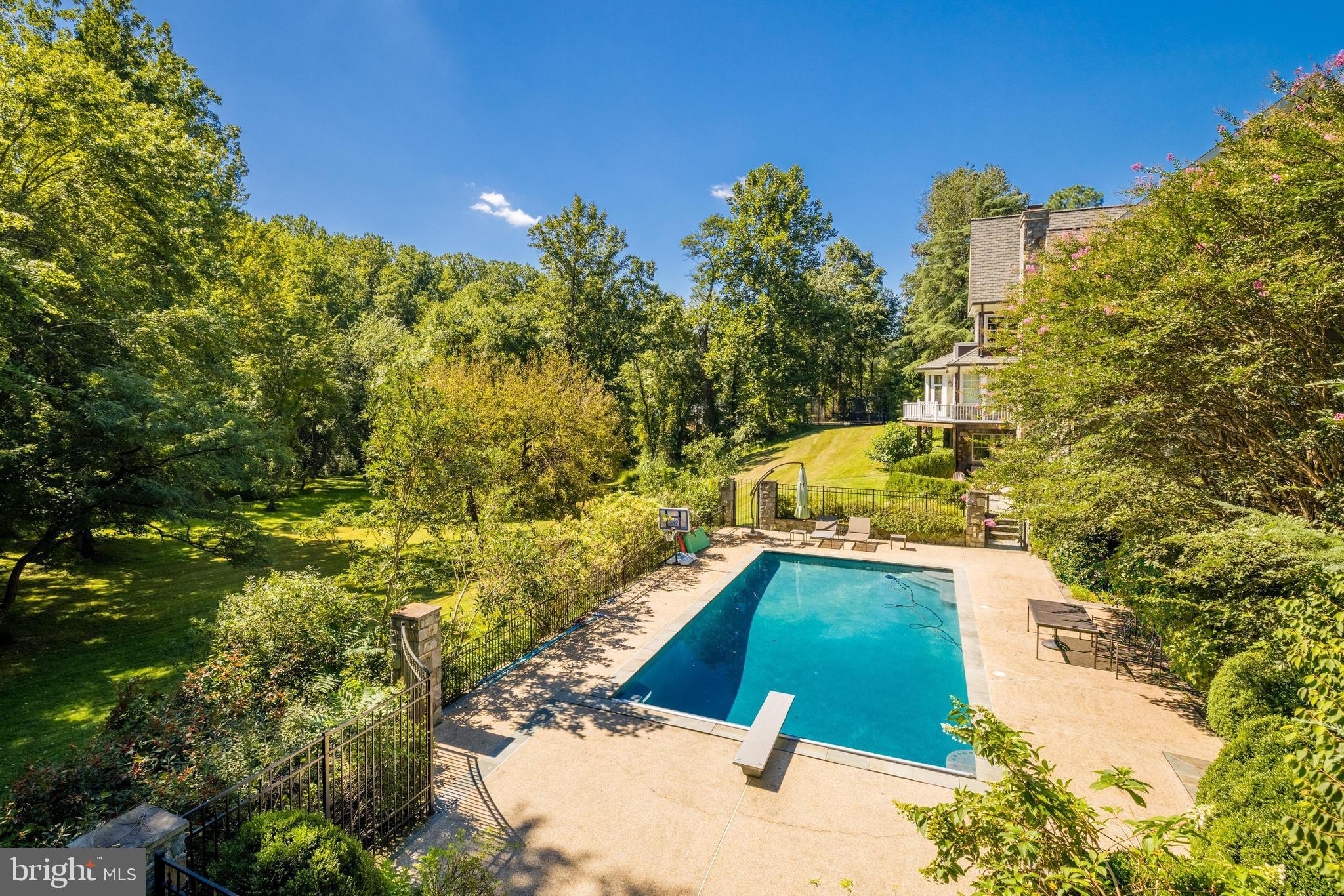 PROSPECT HILL - Residential