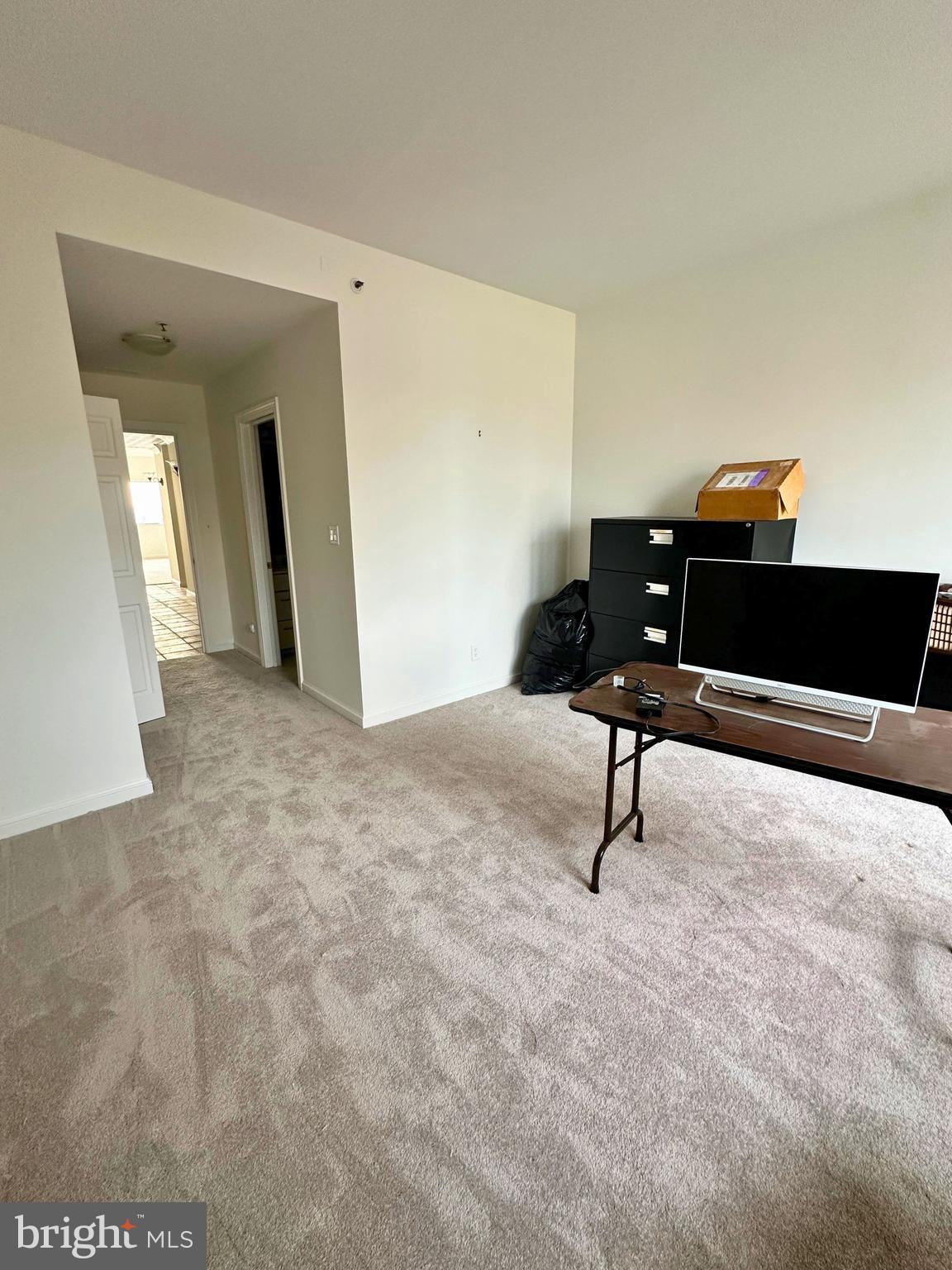 HARBOR COURT CONDOMINIUMS - Residential