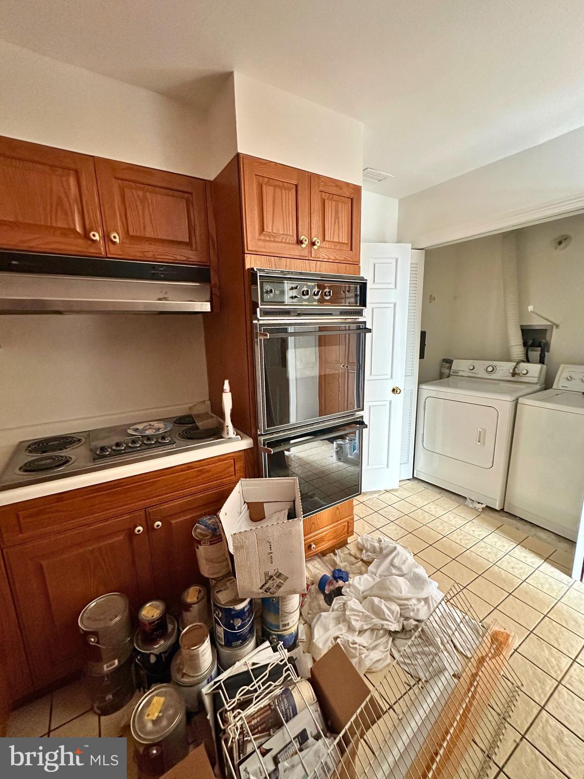 HARBOR COURT CONDOMINIUMS - Residential