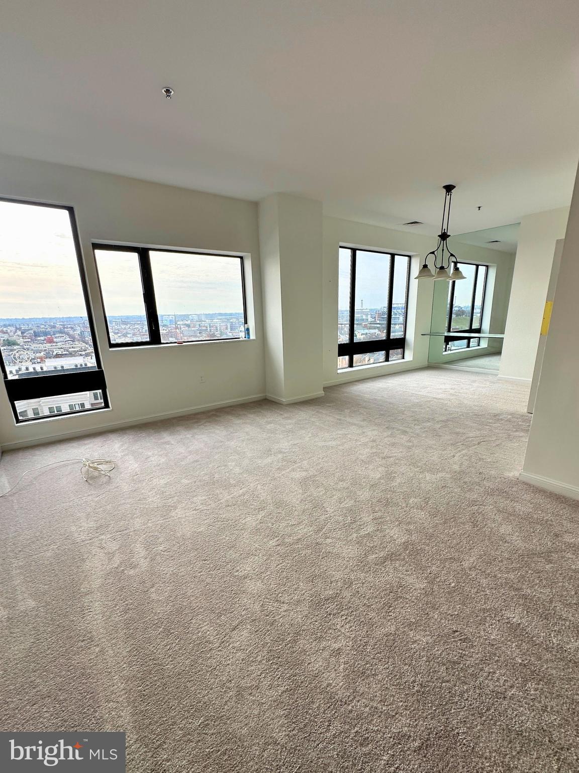 HARBOR COURT CONDOMINIUMS - Residential