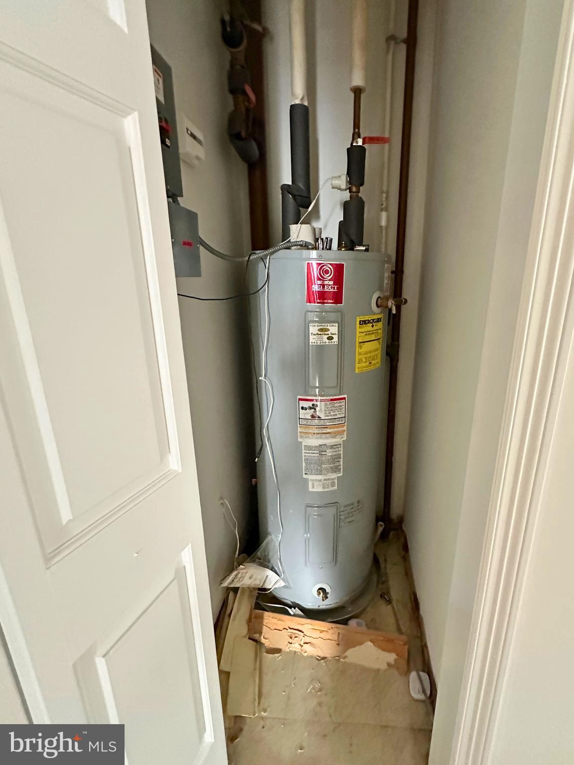 HARBOR COURT CONDOMINIUMS - Residential