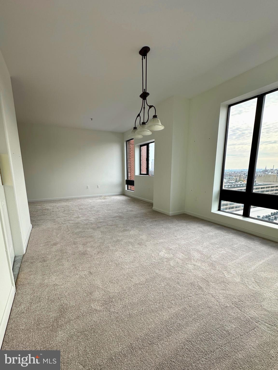 HARBOR COURT CONDOMINIUMS - Residential