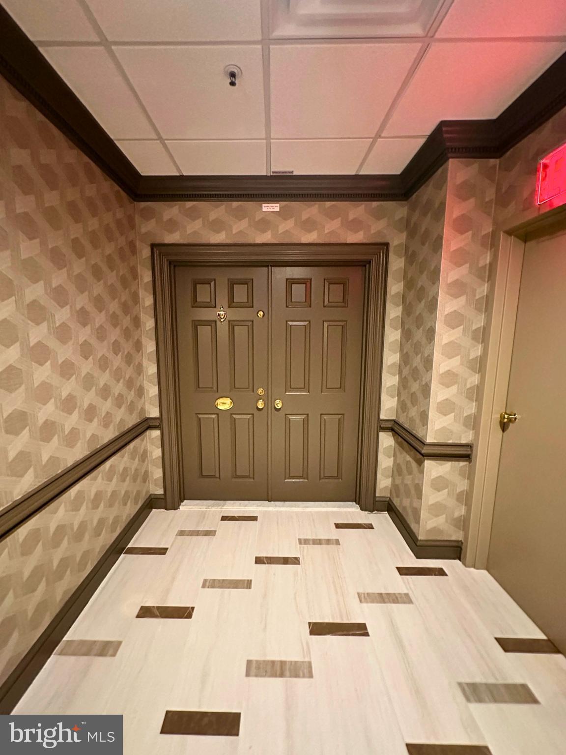 HARBOR COURT CONDOMINIUMS - Residential