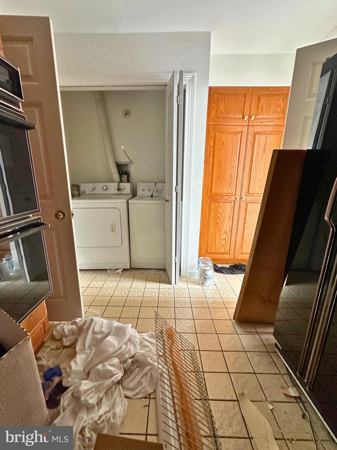 HARBOR COURT CONDOMINIUMS - Residential