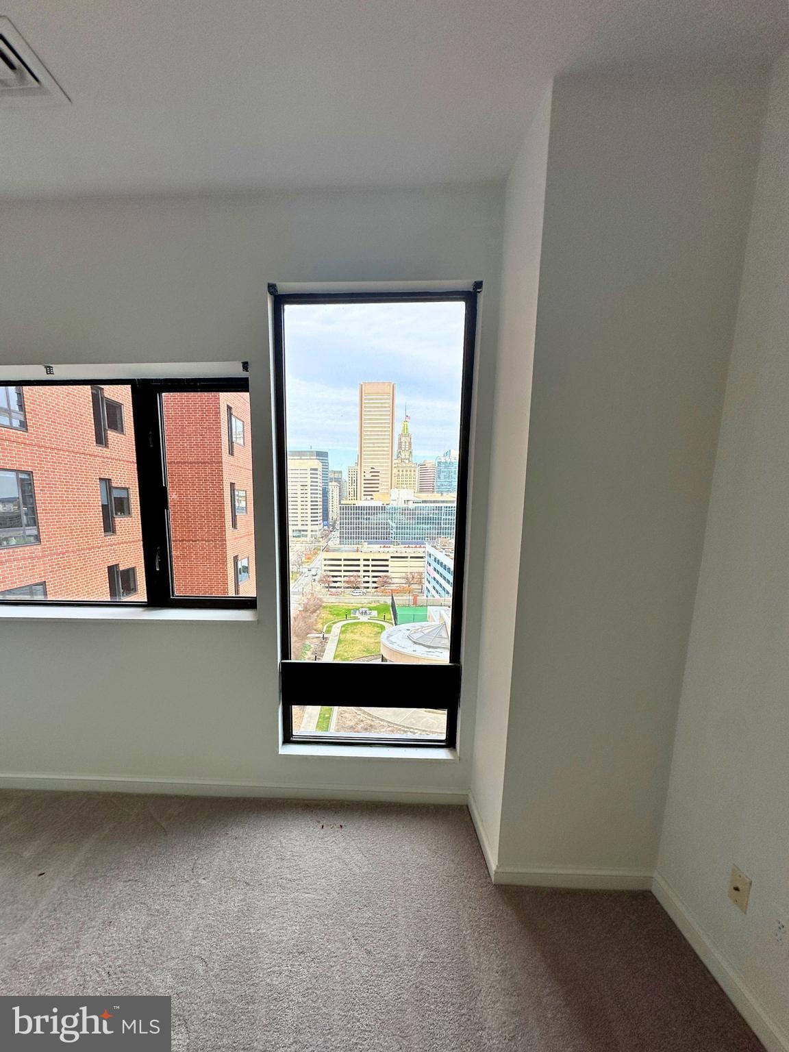 HARBOR COURT CONDOMINIUMS - Residential