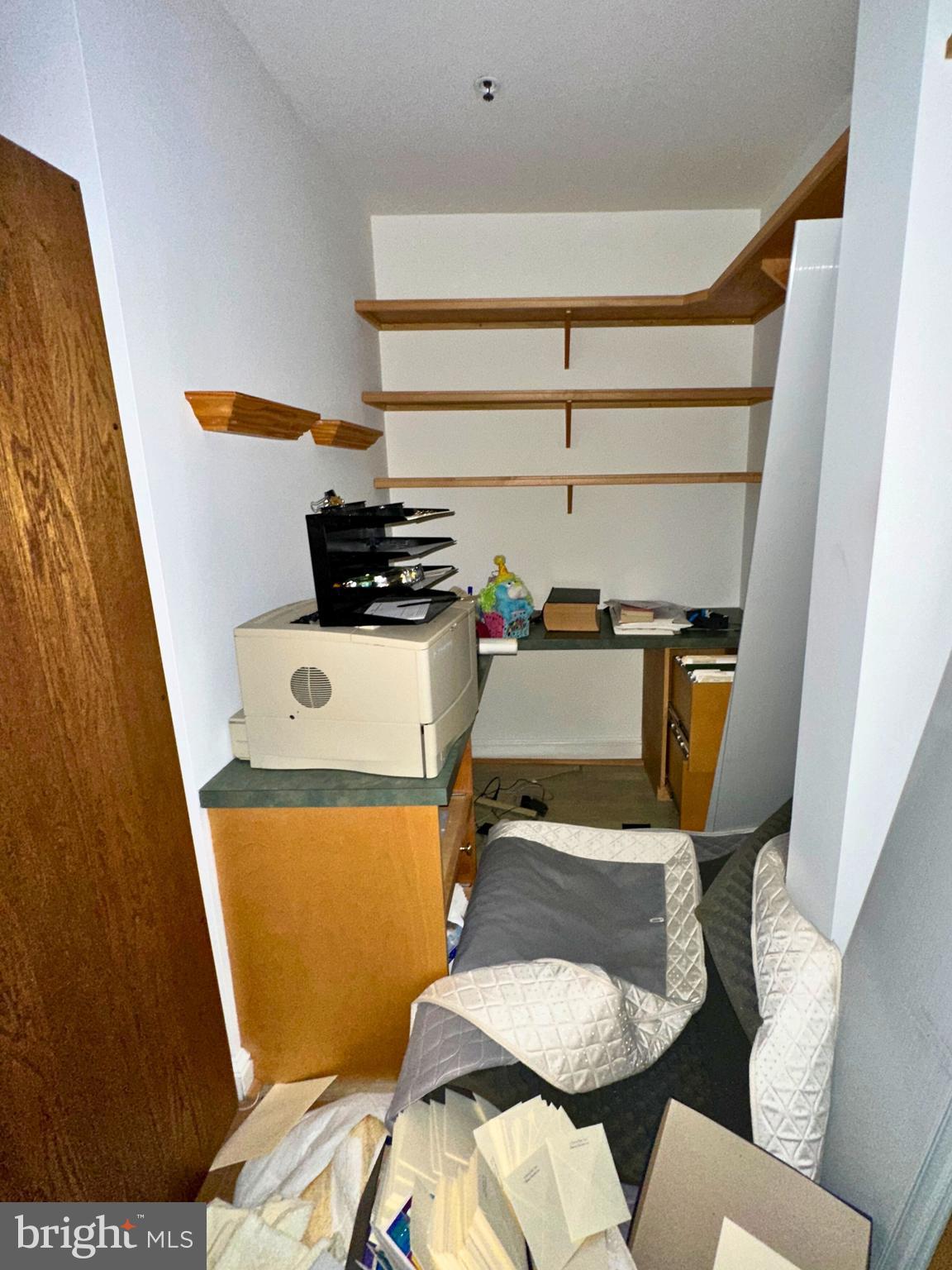 HARBOR COURT CONDOMINIUMS - Residential