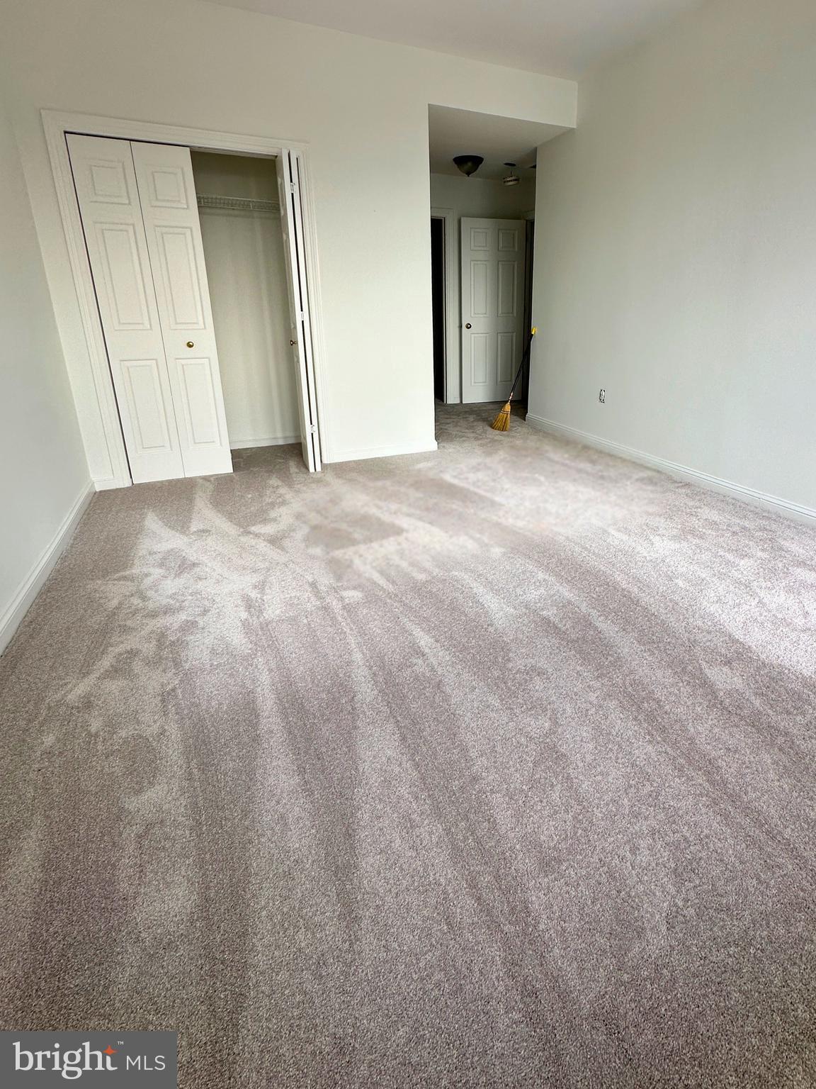 HARBOR COURT CONDOMINIUMS - Residential