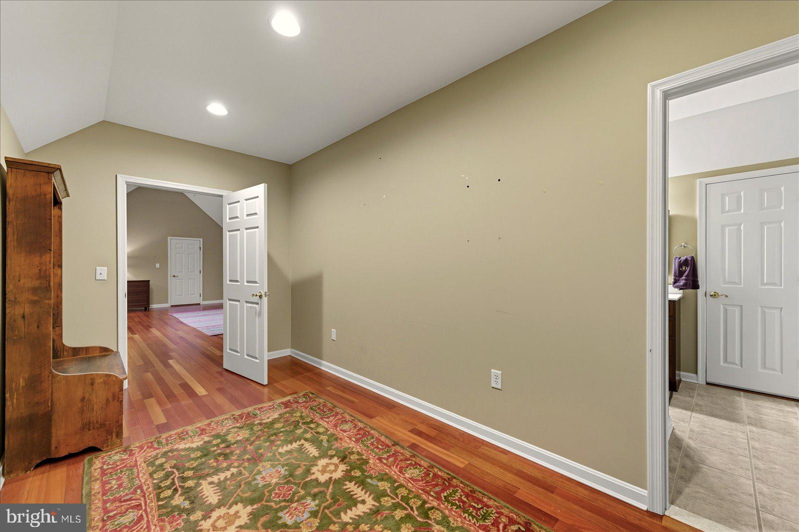 OLDE TOWN - Residential