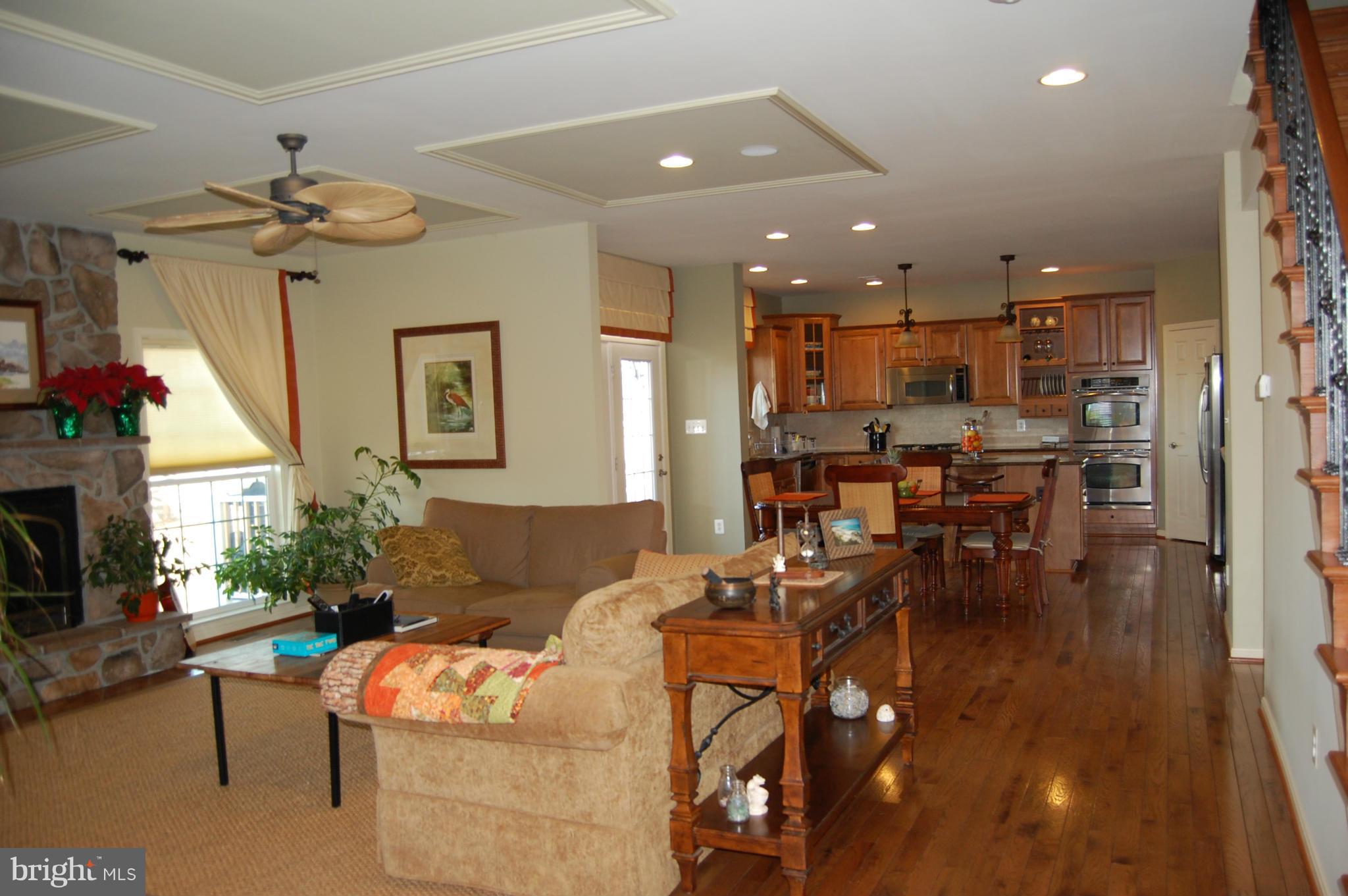 MADISON GROVE - Residential